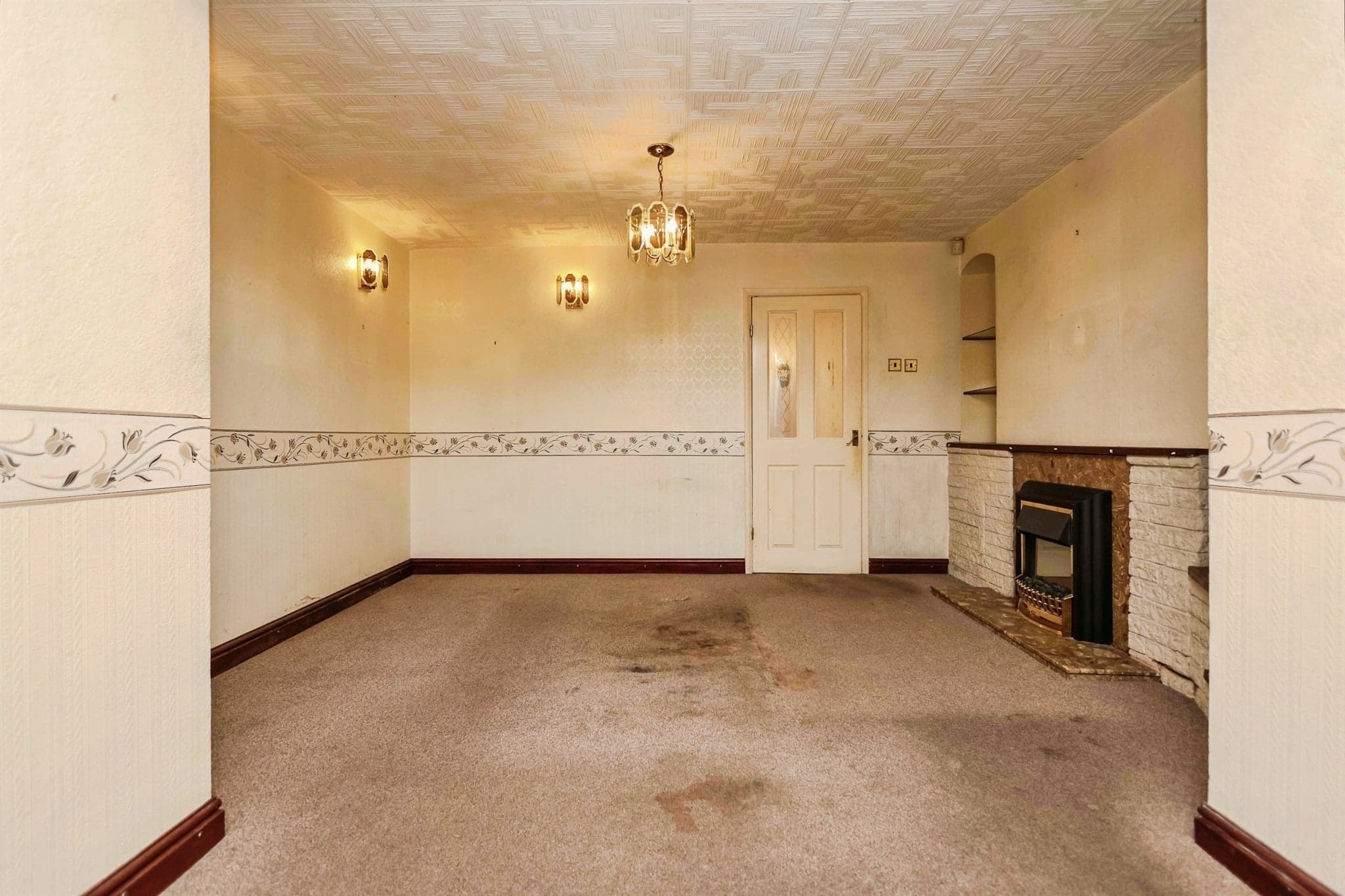Property at Chelford Crescent, Kingswinford