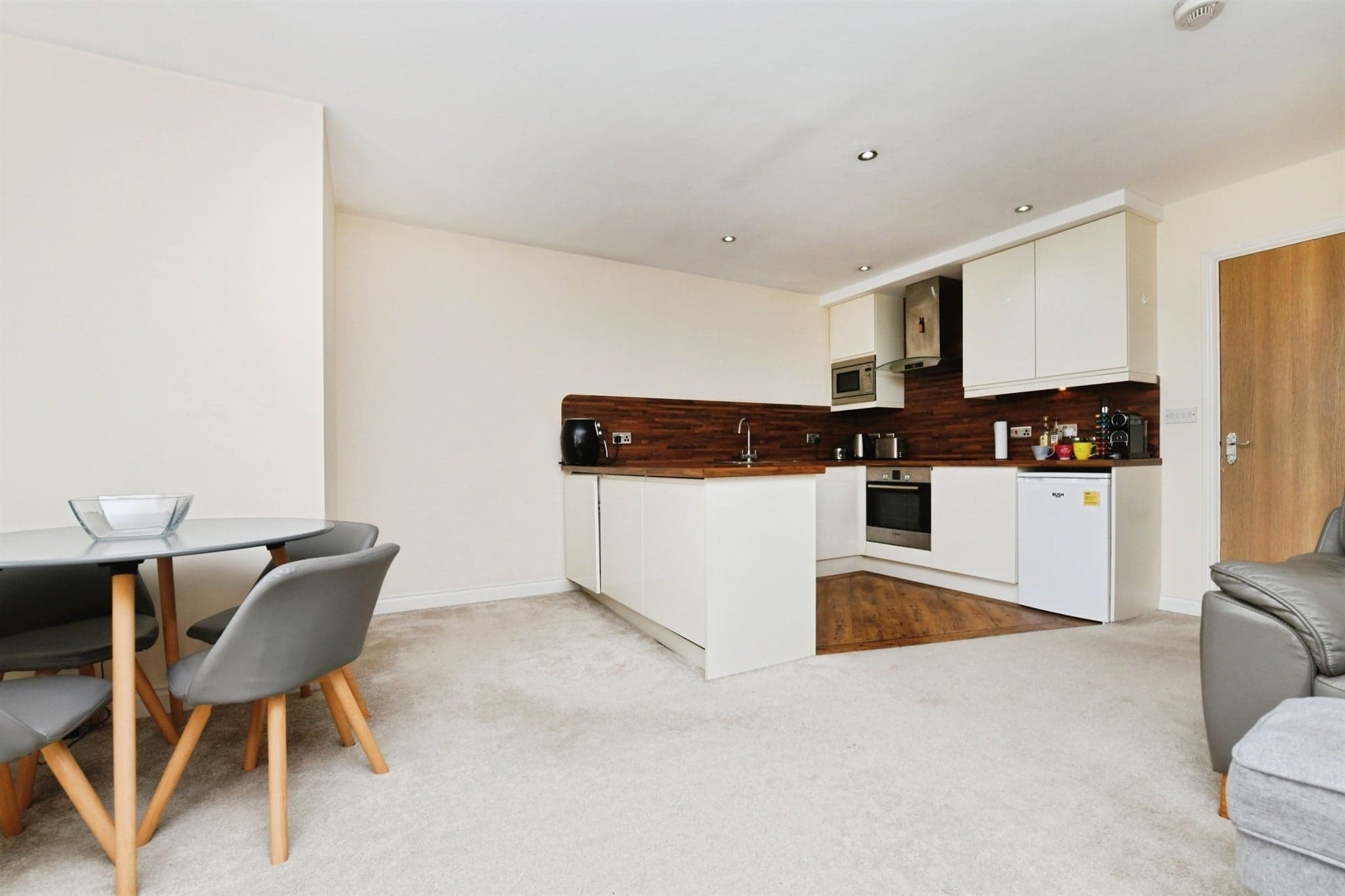 Property at Weir Gardens, Rayleigh