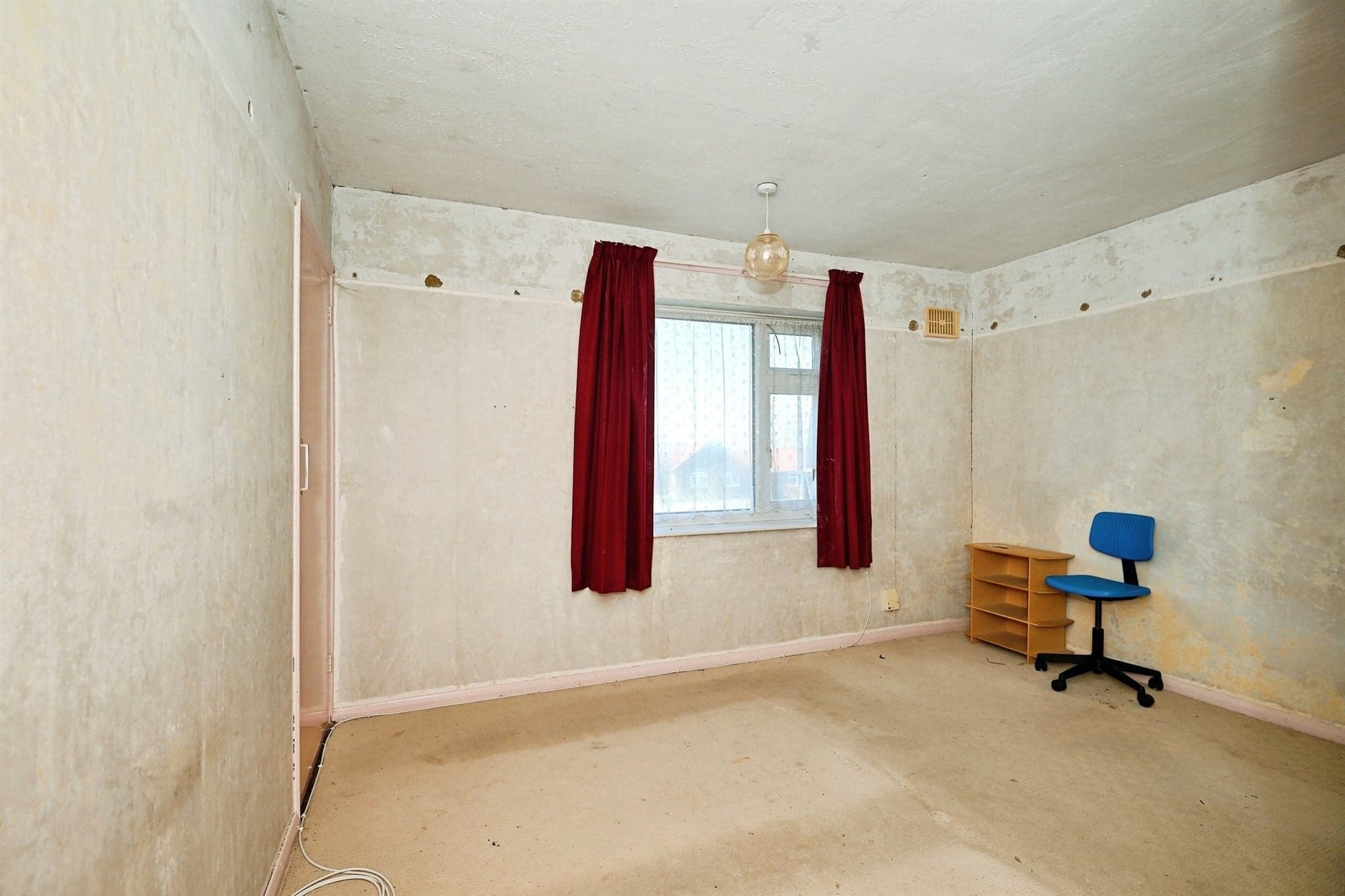 Property at Bearsted Close, Rainham