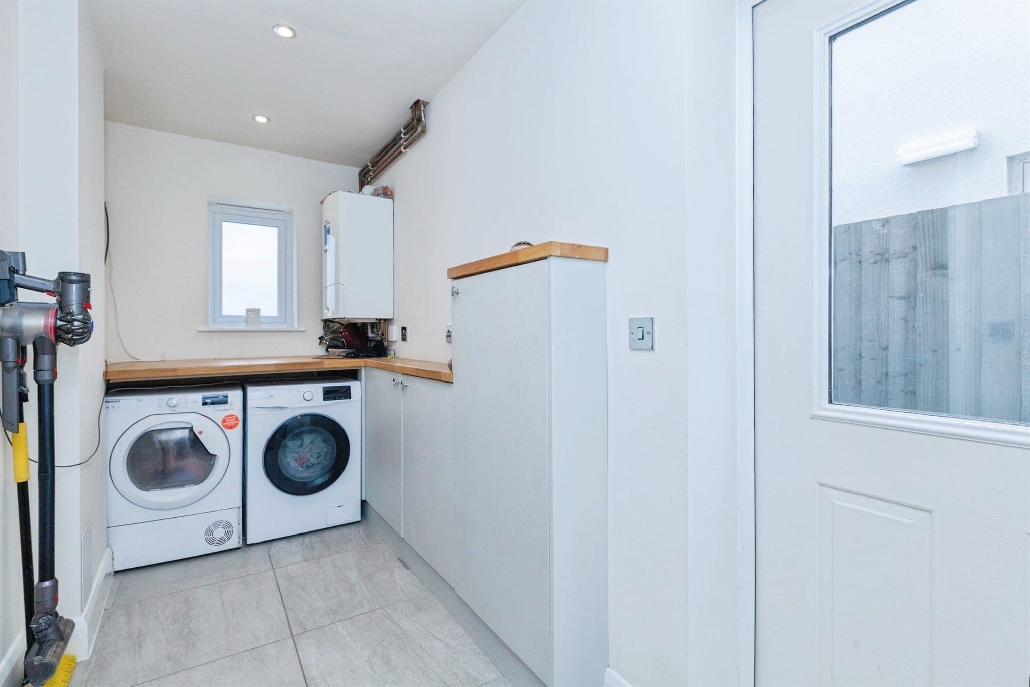 Property at Fairefield Crescent, Glenfield, Leicester