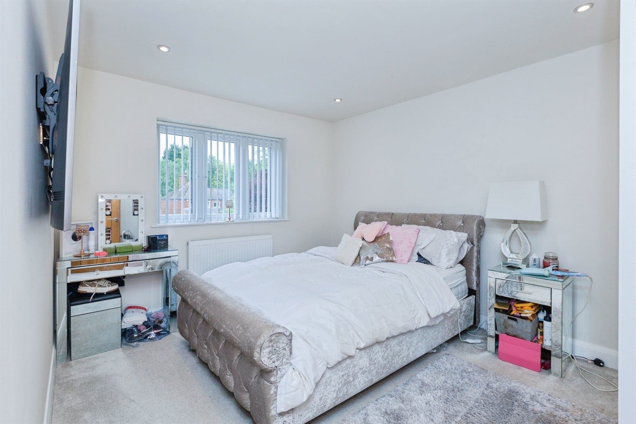 Property at Fairefield Crescent, Glenfield, Leicester