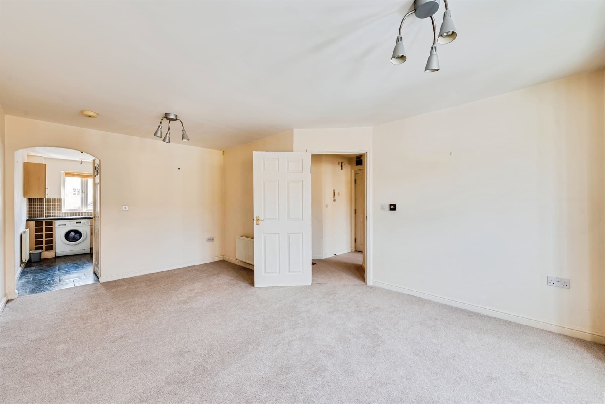 Property at Bathing Place Court, WITNEY