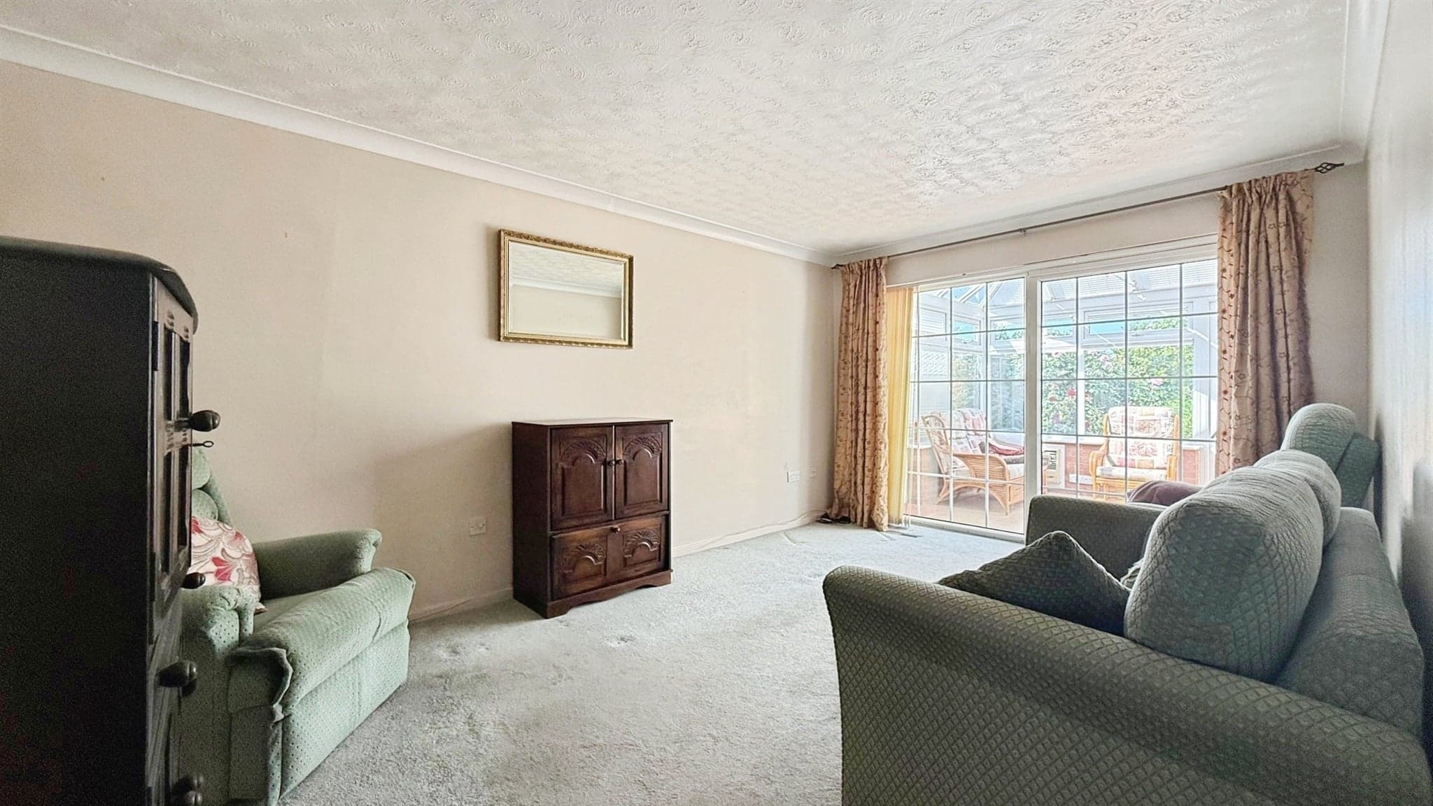Property at Dovehouse Drive, Wellesbourne, Warwick