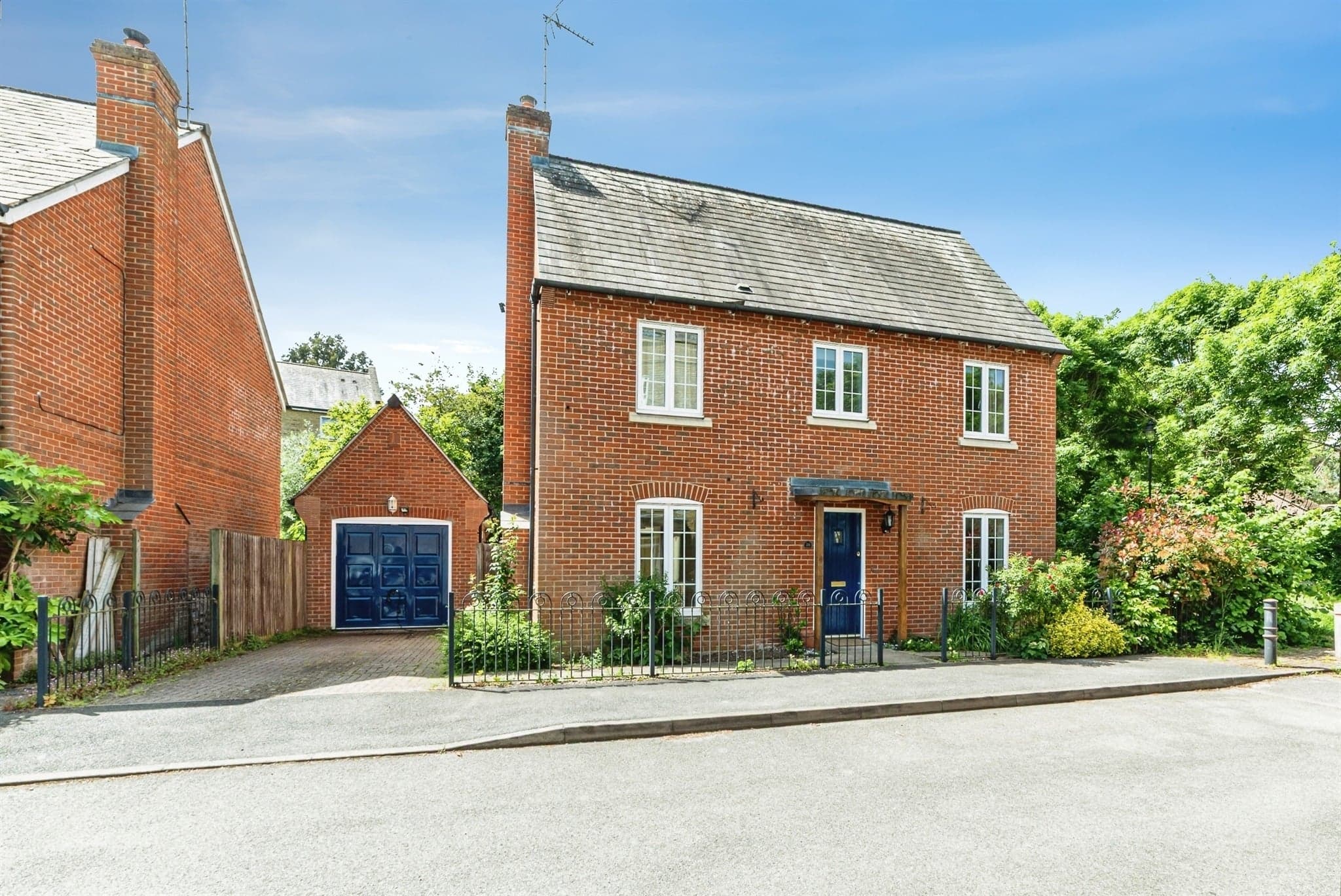 Property at Otterbourne Walk, Sherfield-On-Loddon, Hook