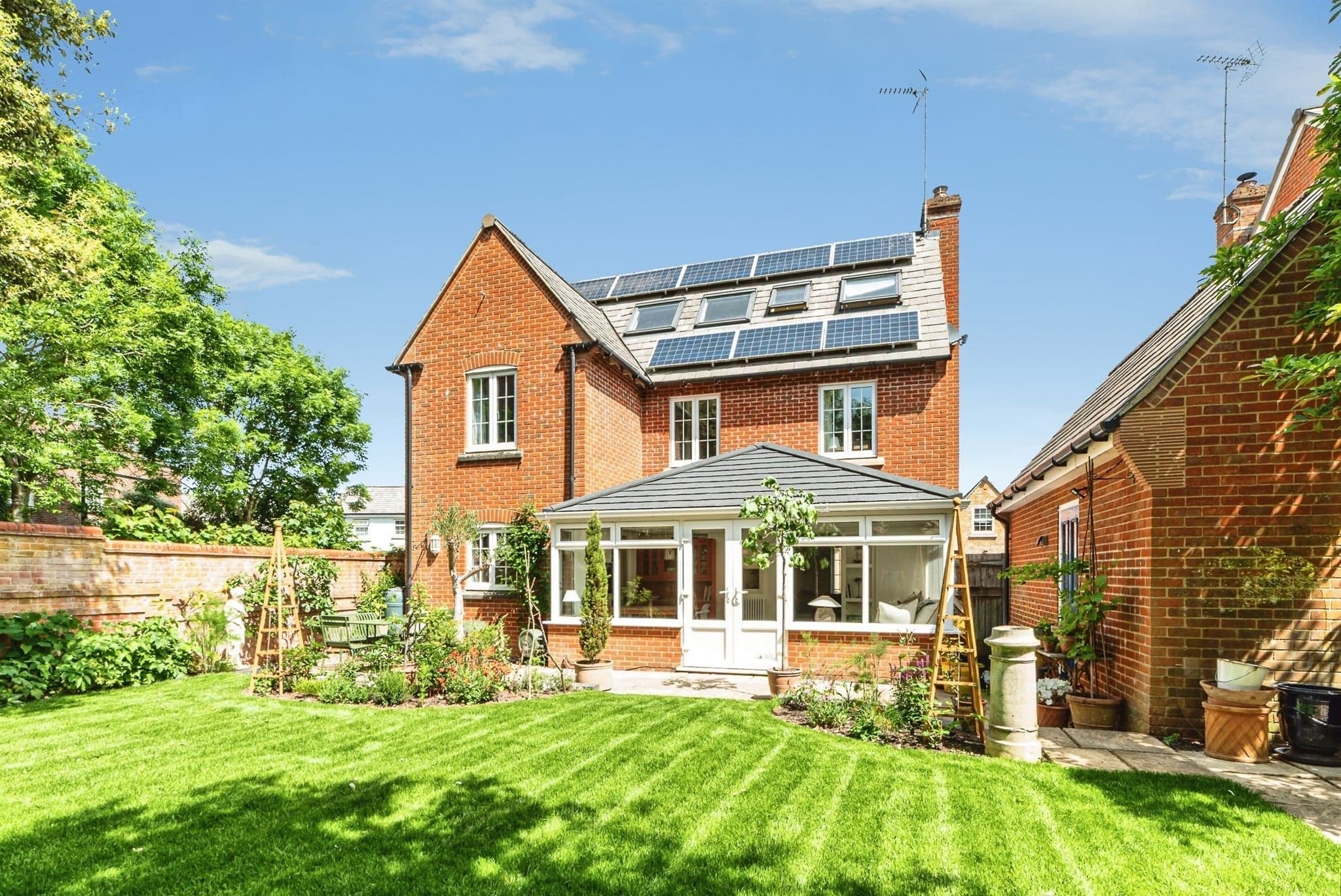 Property at Otterbourne Walk, Sherfield-On-Loddon, Hook