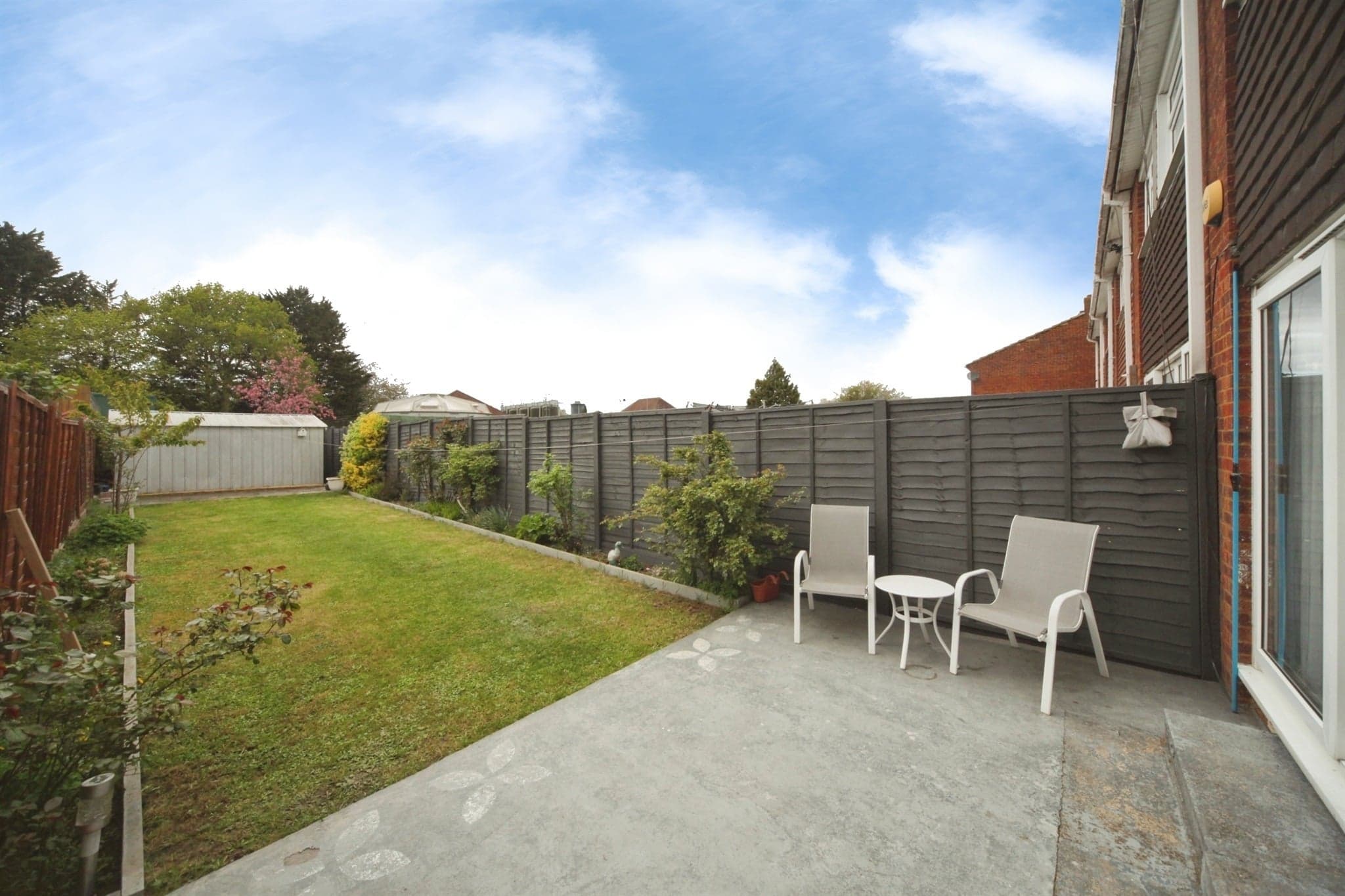 Property at Easingwold Gardens, Luton