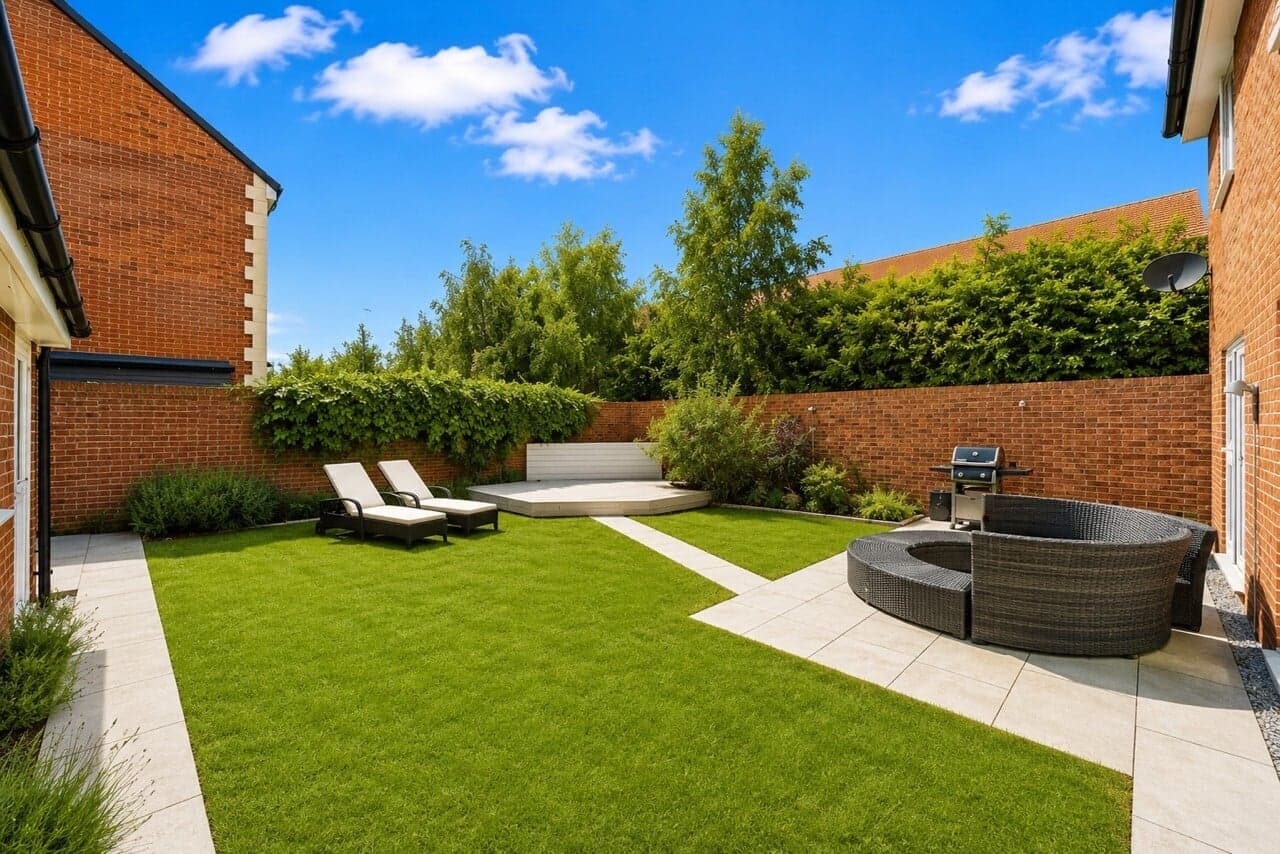 Property at Pauling Close, Aston Clinton, Aylesbury
