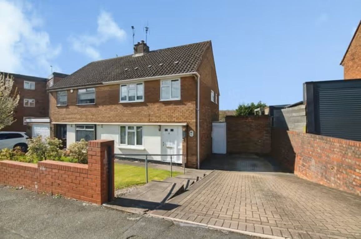 Property at Mount Road, Lanesfield, Wolverhampton