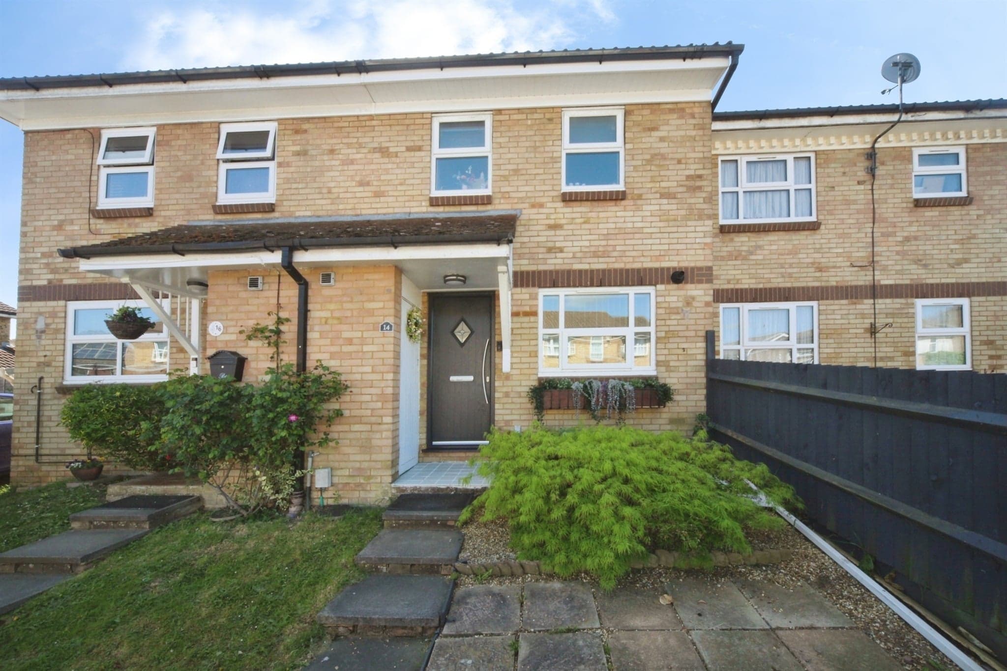 Property at Rochford Drive, Luton