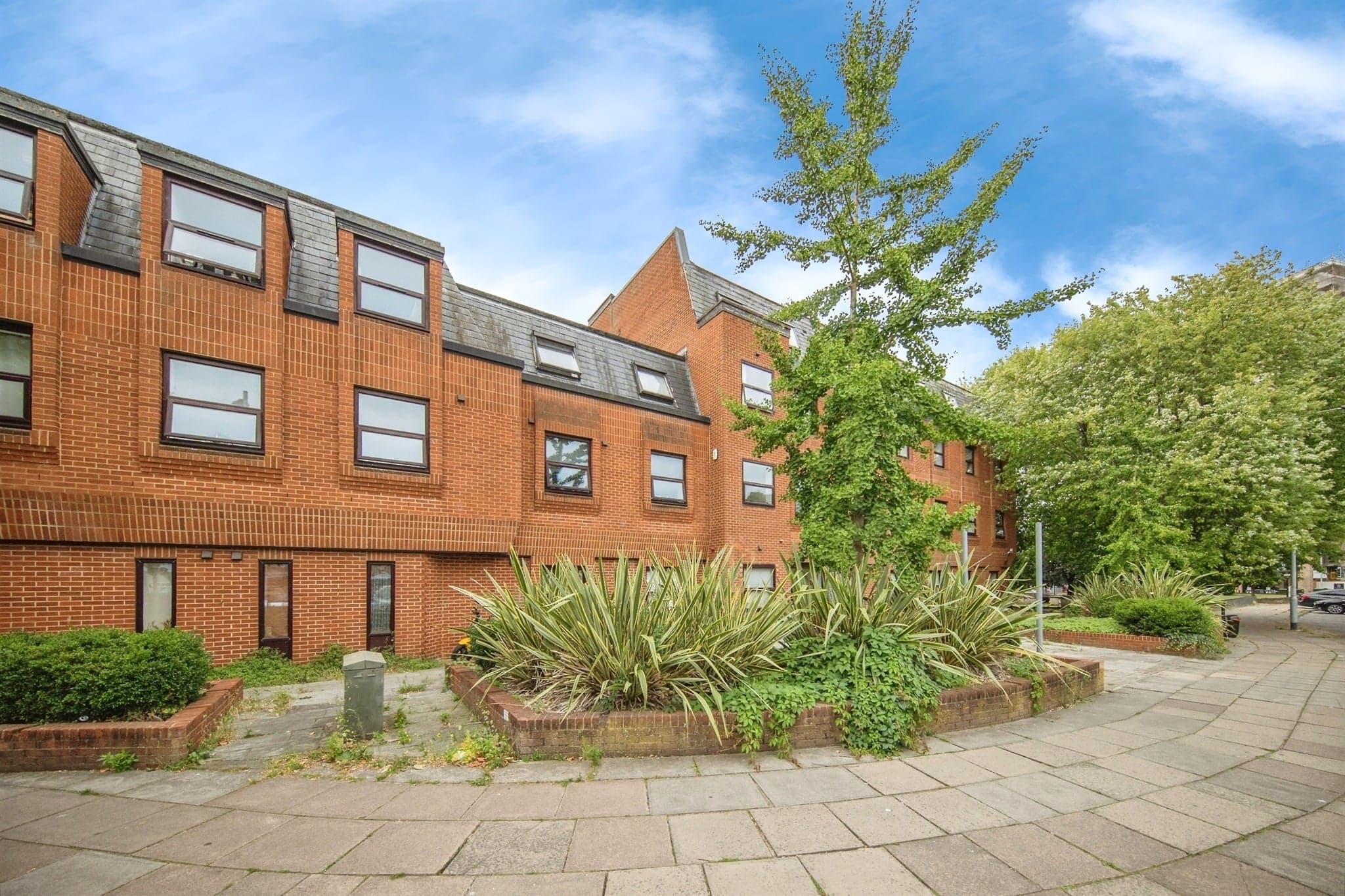 Property at Cromwell Square, Ipswich