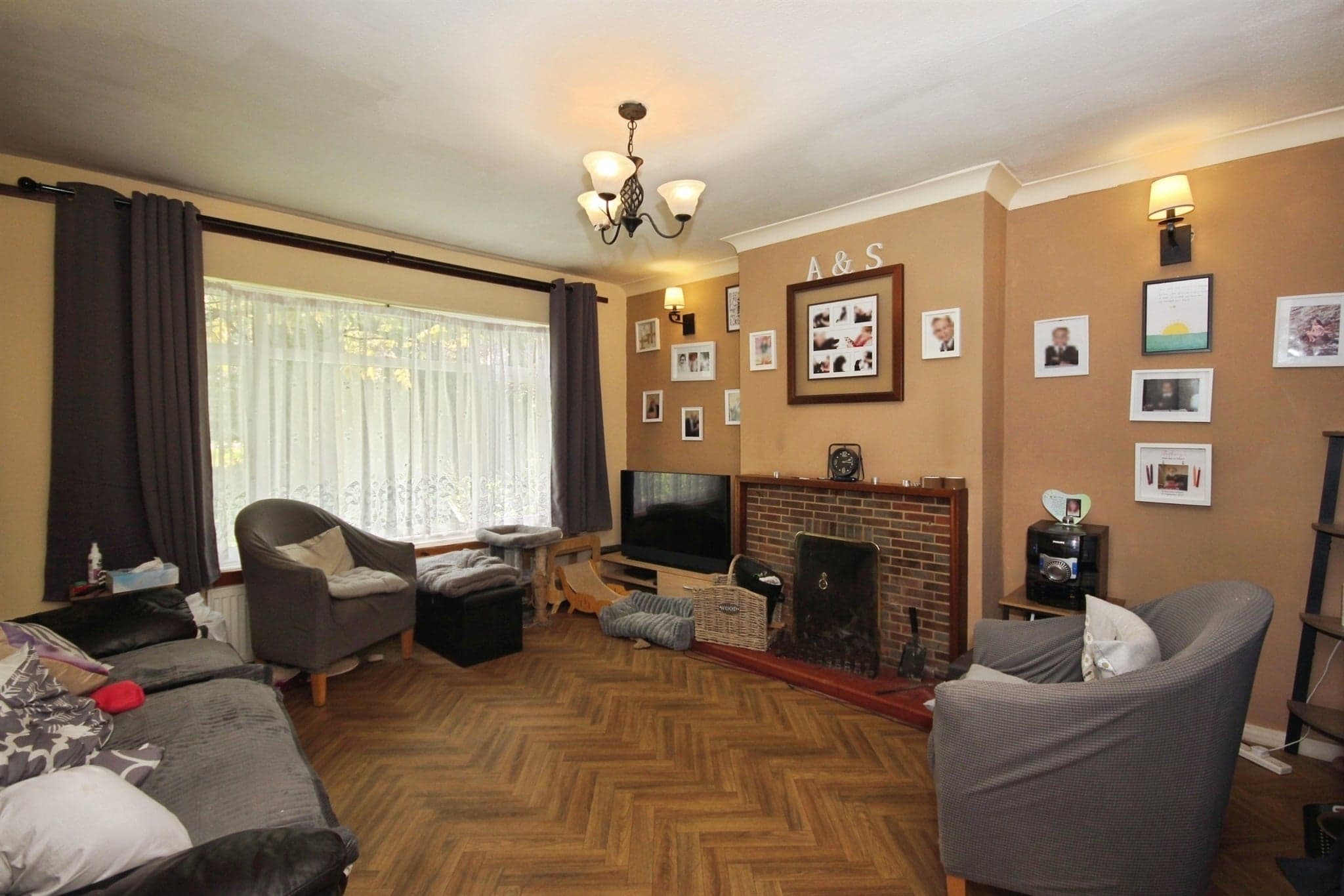 Property at Oakley Wood Road, Bishops Tachbrook, Leamington Spa