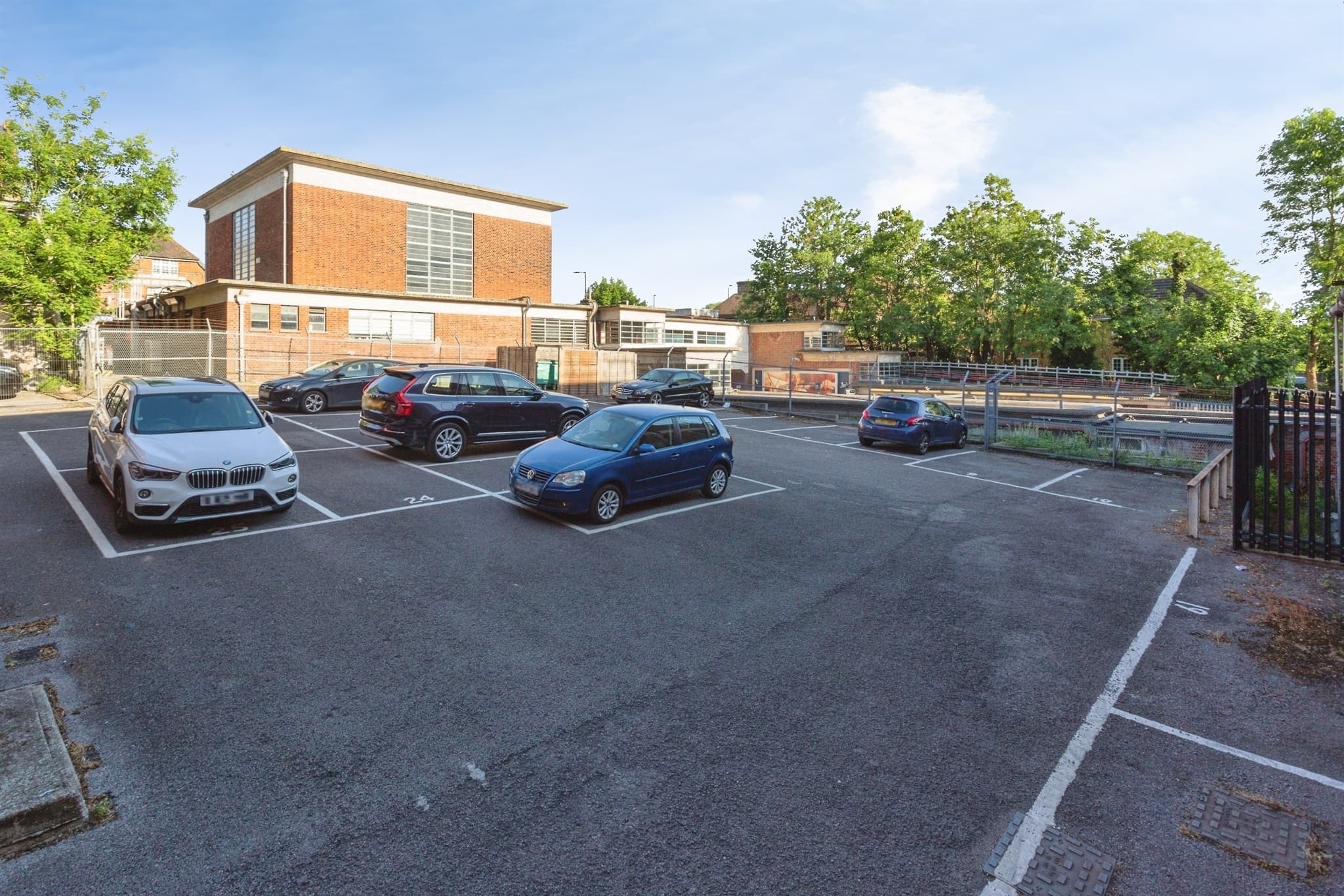 Property at Cavendish Avenue, HARROW