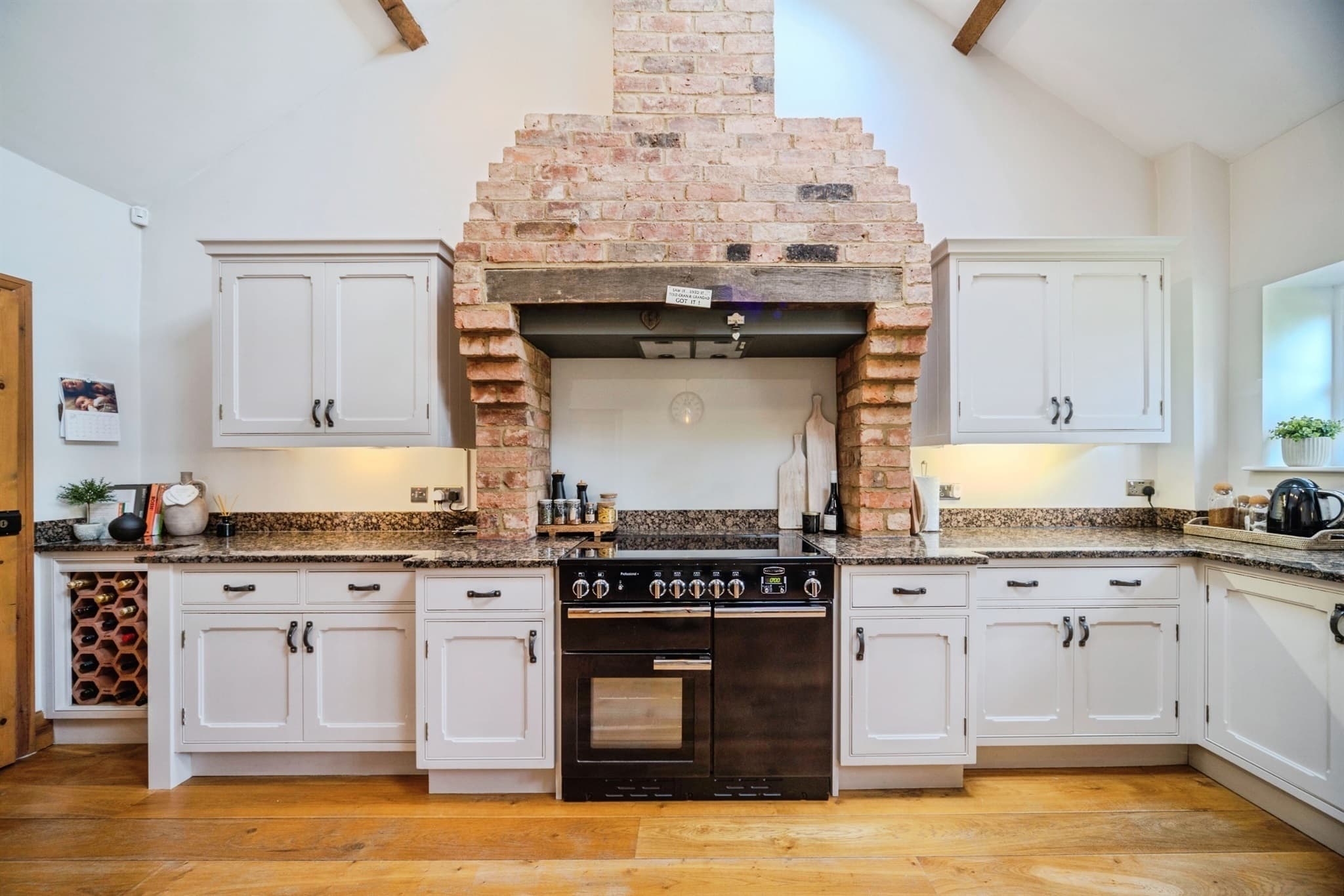 Property at Shucklow Hill, Little Horwood, Milton Keynes