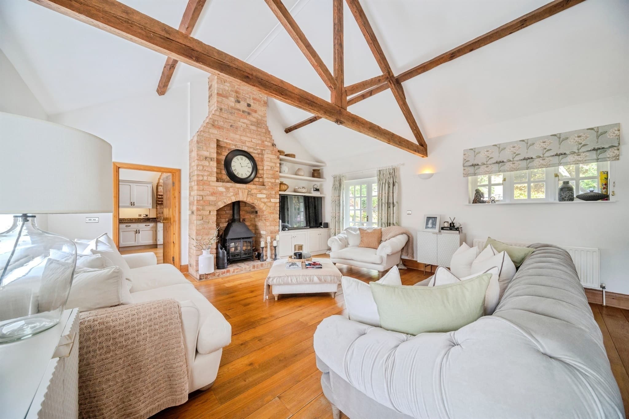 Property at Shucklow Hill, Little Horwood, Milton Keynes