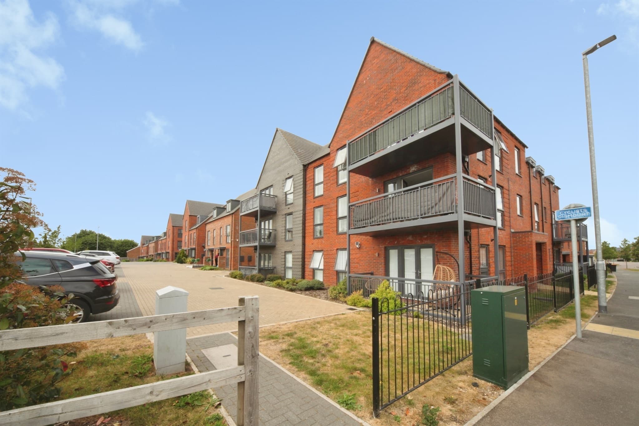 Property at Silver Birch Avenue, Houghton Regis, Dunstable