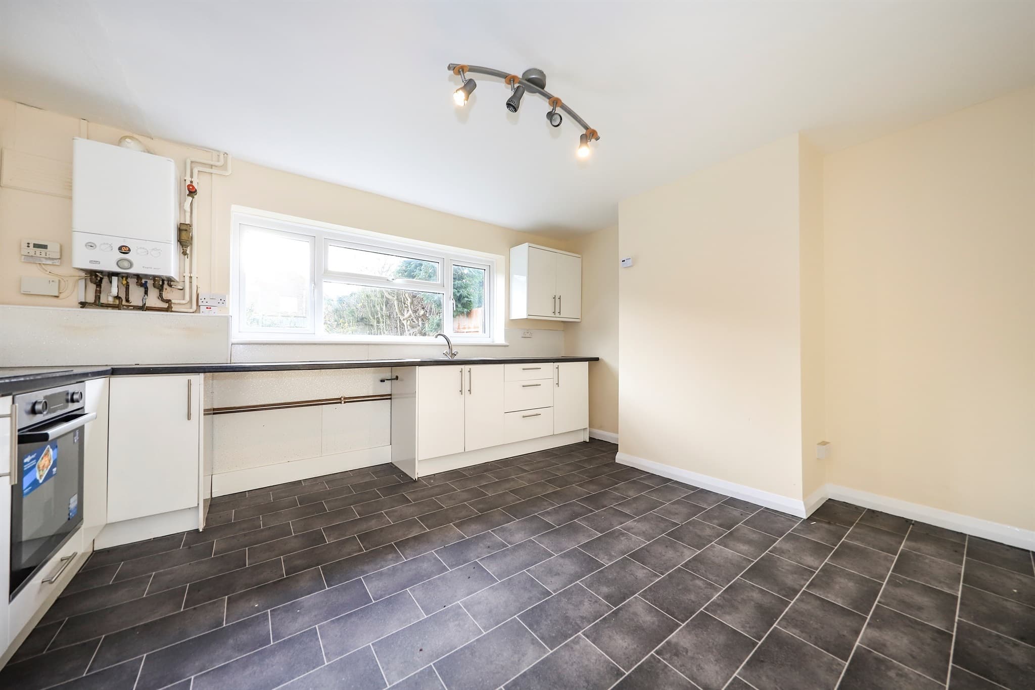 Property at Hilton Road, Lanesfield, Wolverhampton