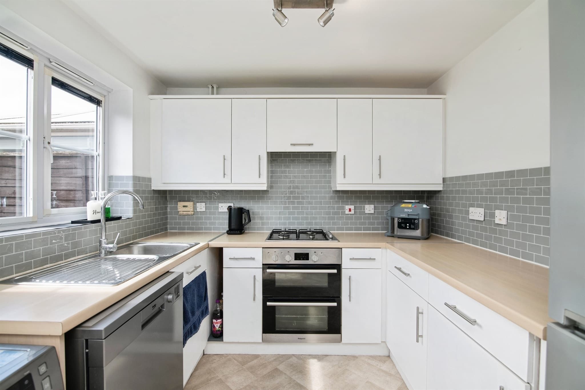 Property at Addington Way, Tividale, Oldbury