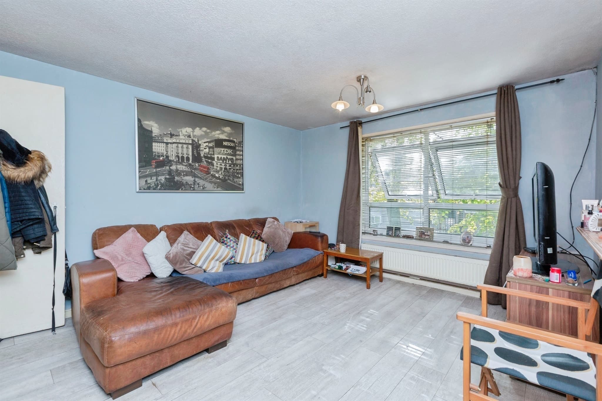 Property at Lime Grove Close, Leicester