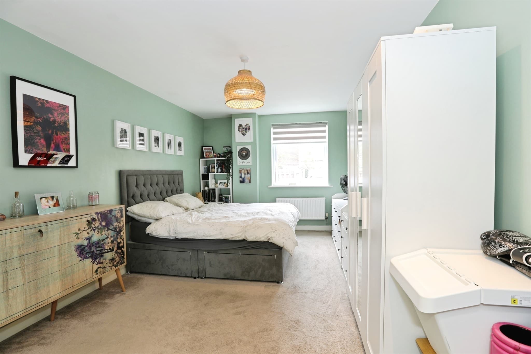 Property at White Lion Close, East Grinstead