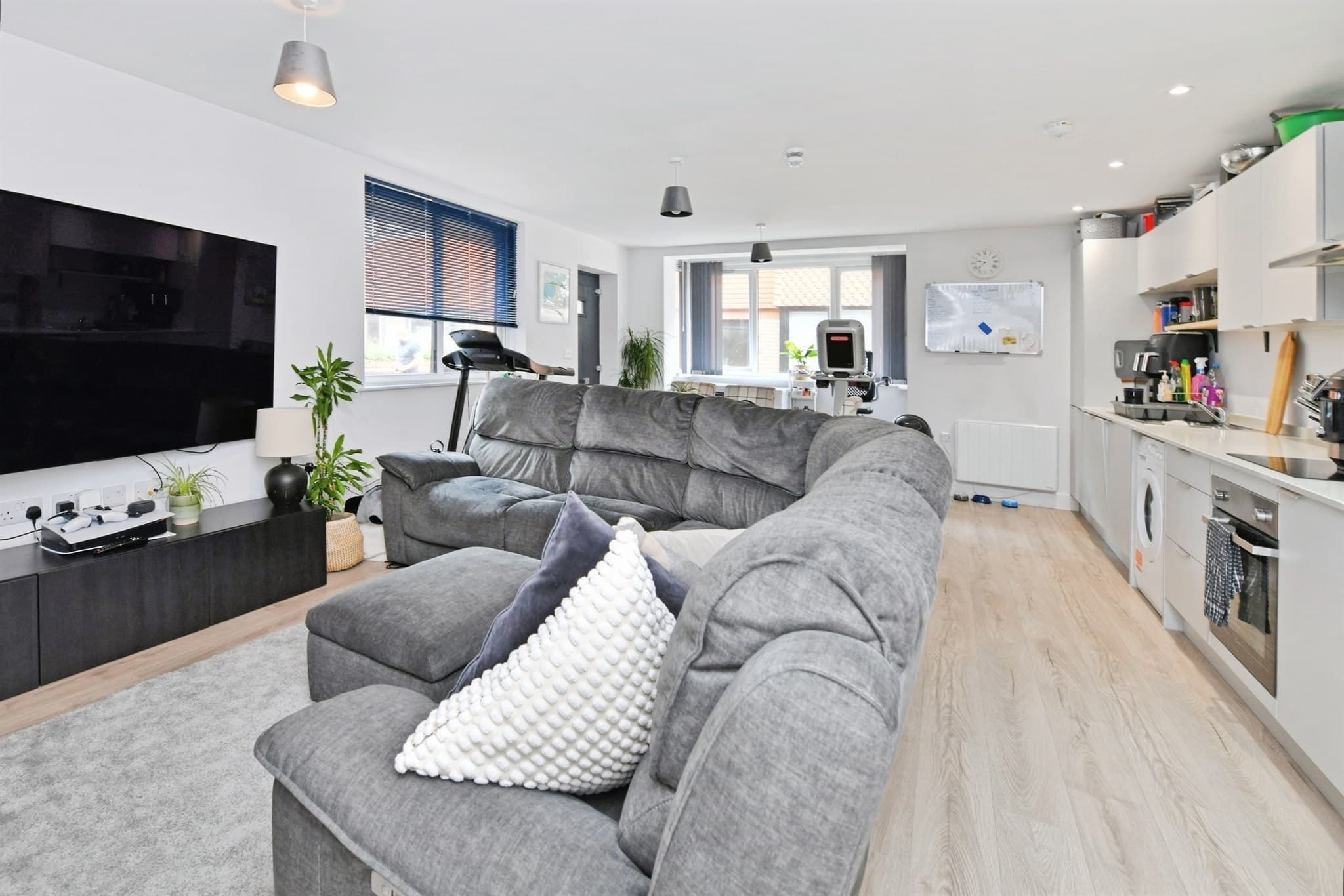 Property at Budshead Road, Plymouth