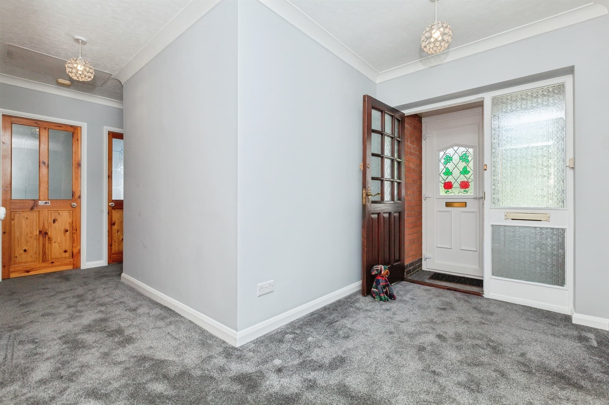 Property at Little Glen Road, Glen Parva, Leicester