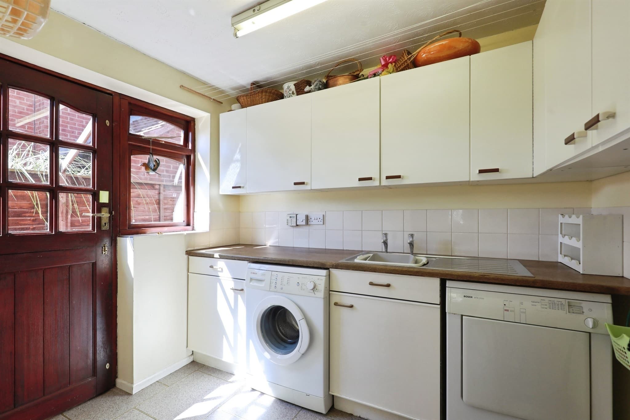 Property at Canberra Close, Wellesbourne, Warwick