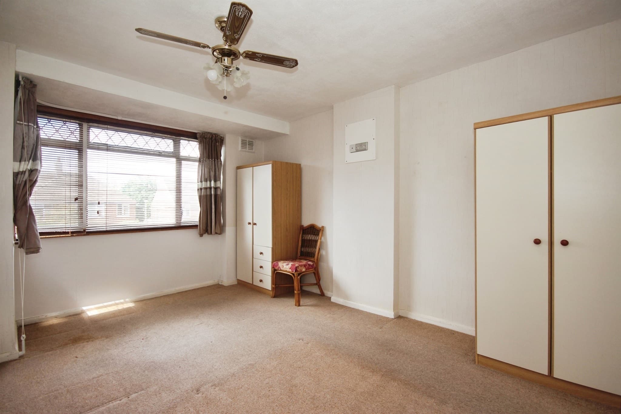 Property at St. Catherines Crescent, Whitnash, Leamington Spa