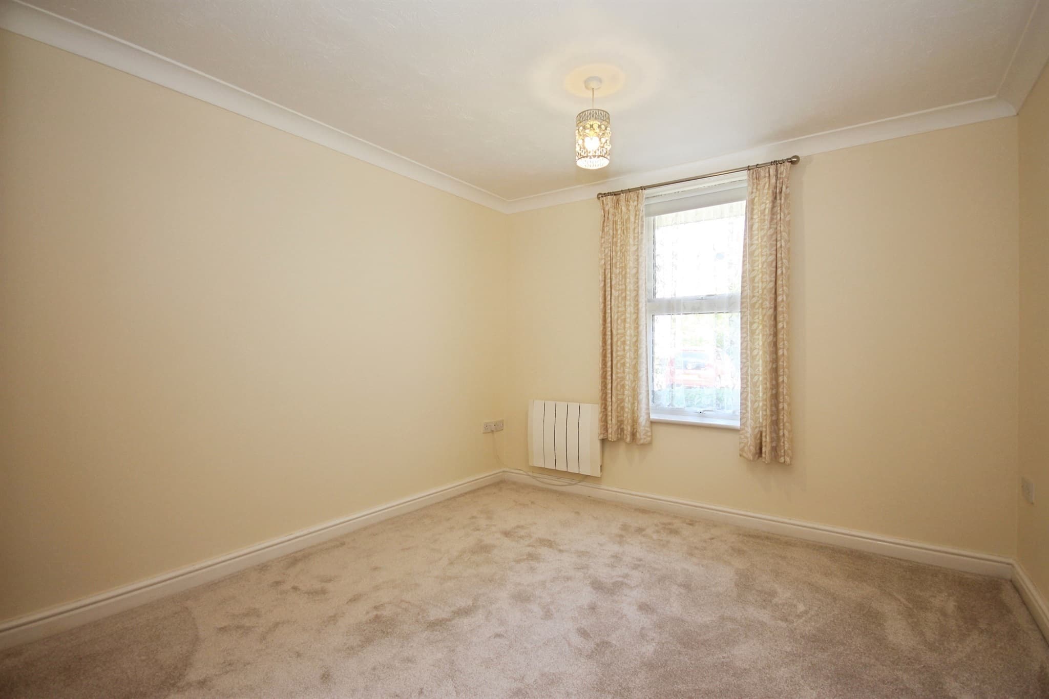Property at Binswood Avenue, Leamington Spa