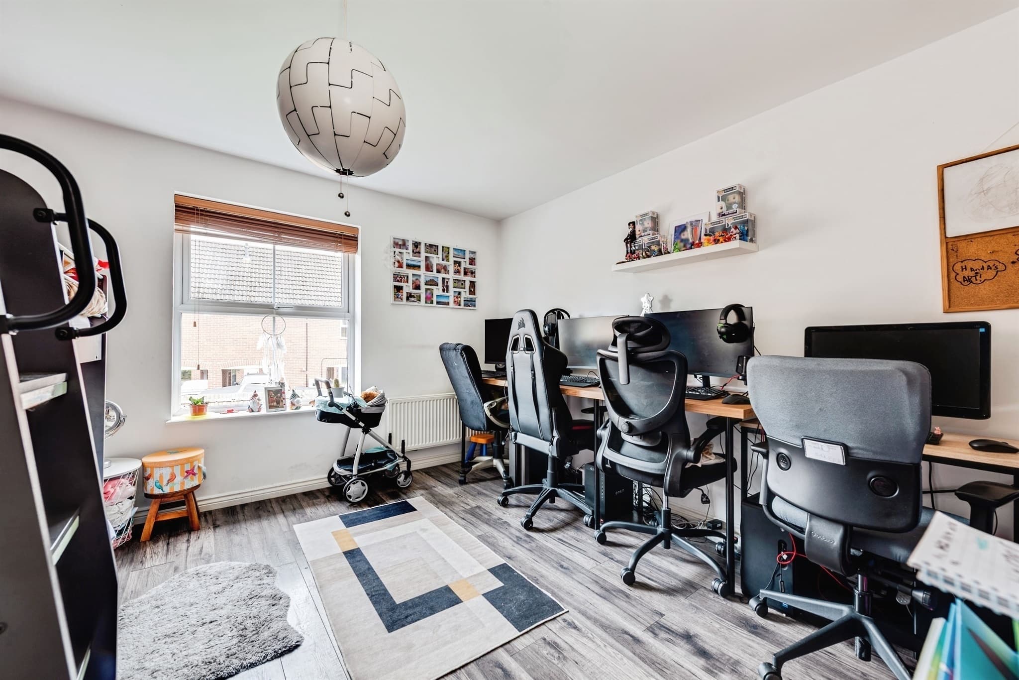 Property at Lavinia Walk, Swindon
