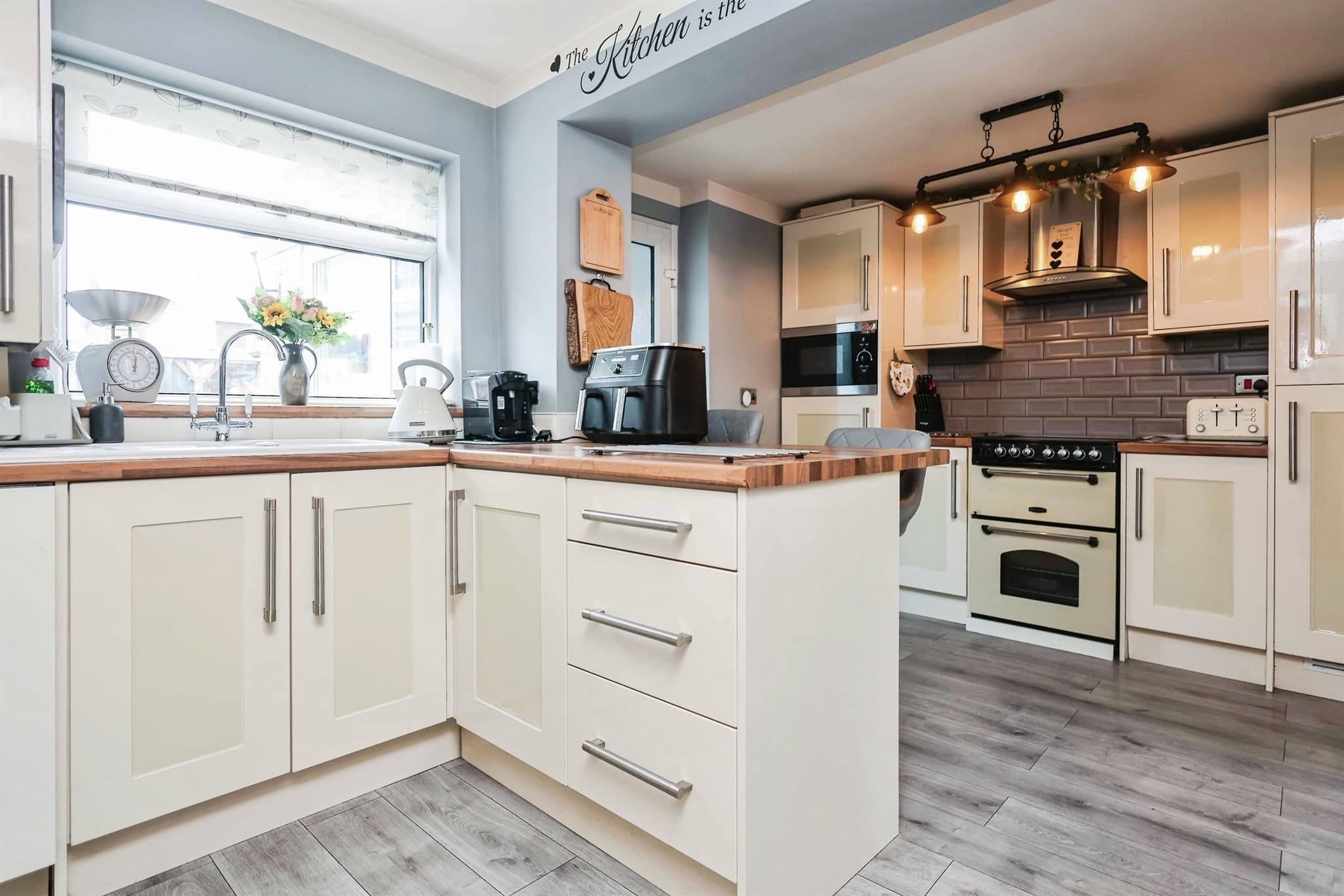 Property at Gladstone Drive, Tividale, Oldbury