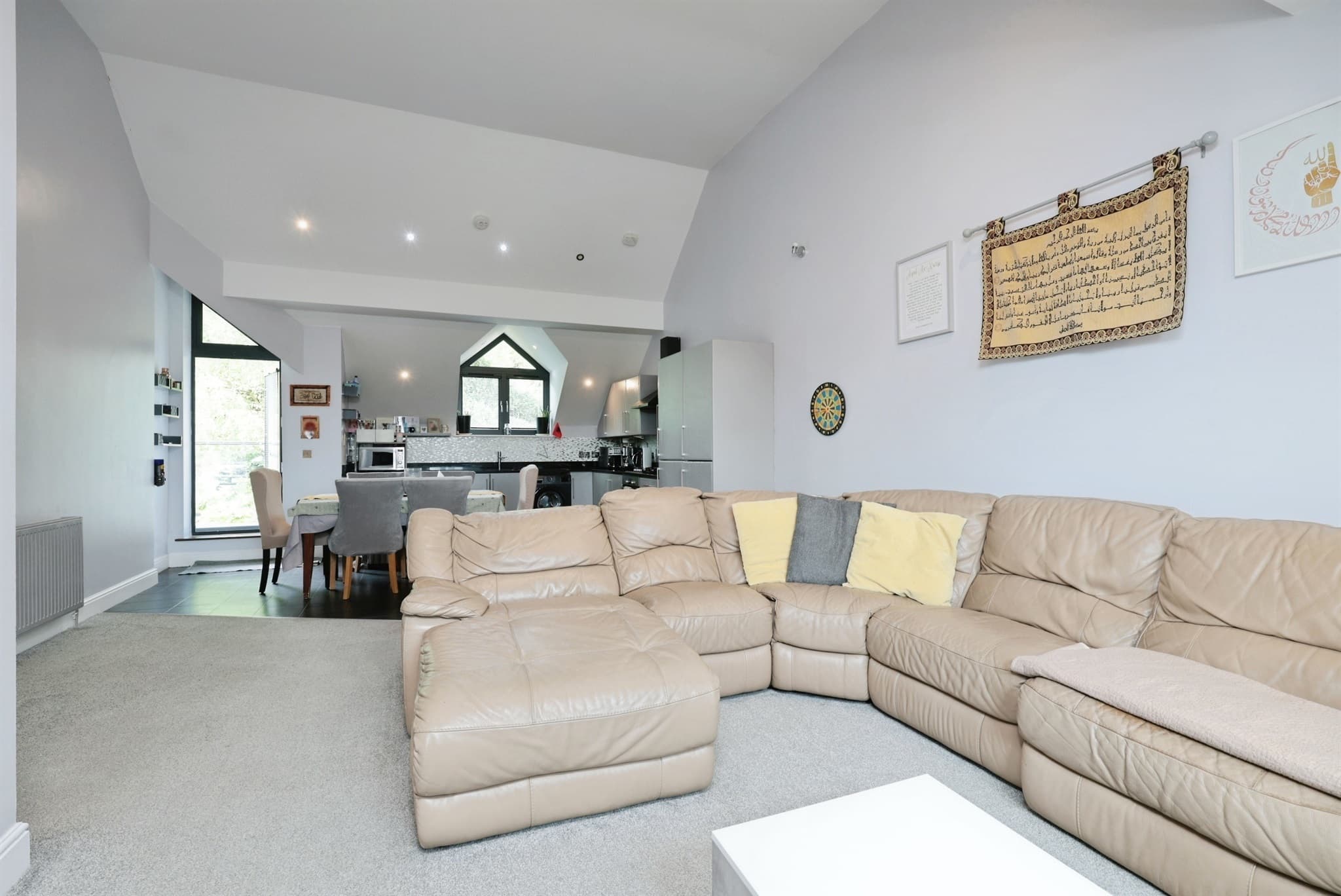 Property at Kingsmead Road, HIGH WYCOMBE