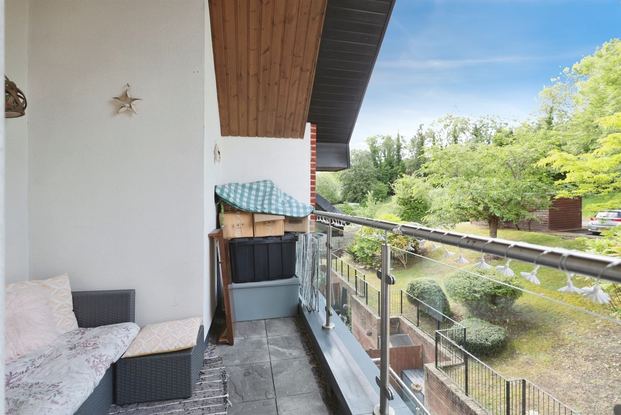 Property at Kingsmead Road, HIGH WYCOMBE