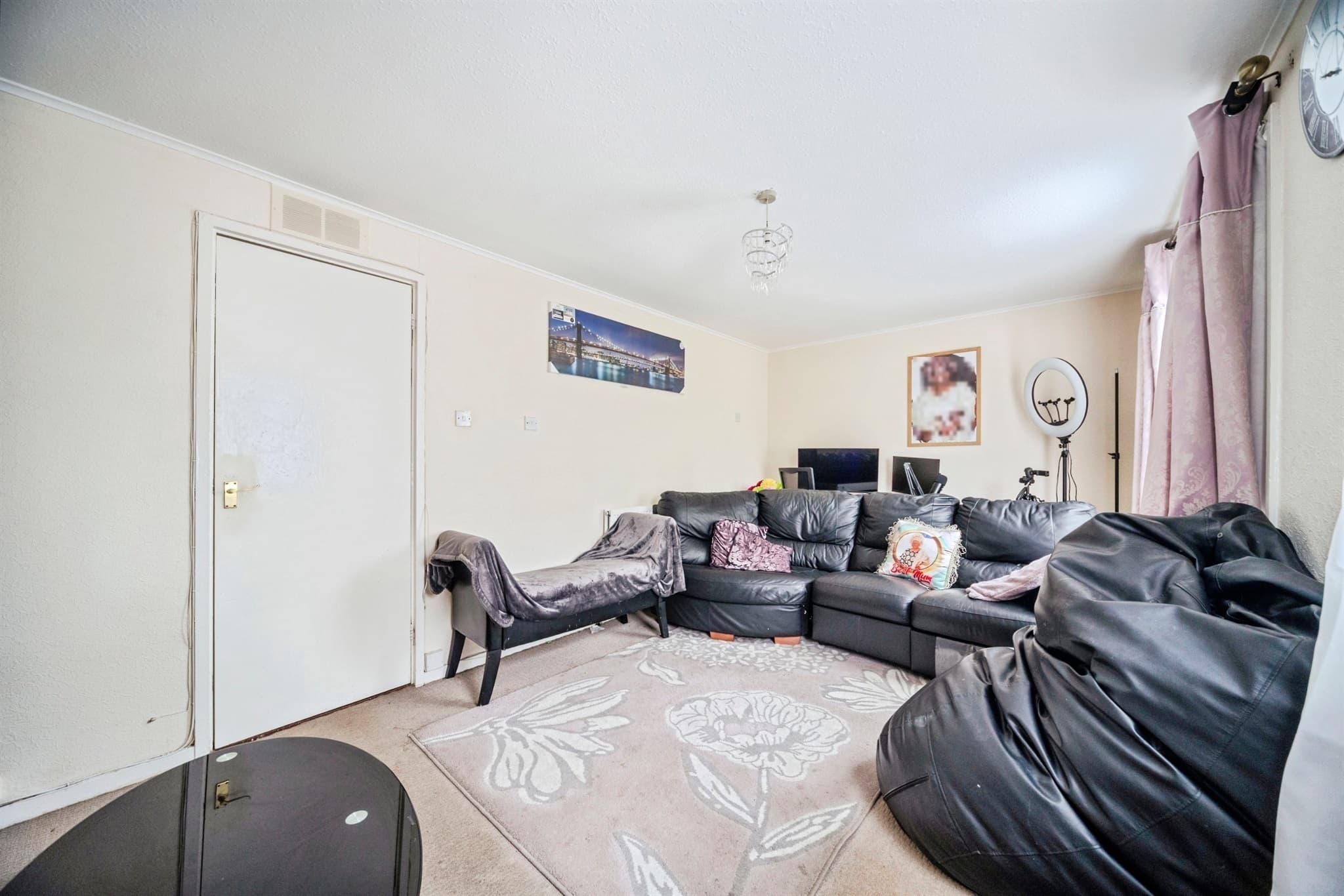 Property at Hopmeadow Court, Northampton