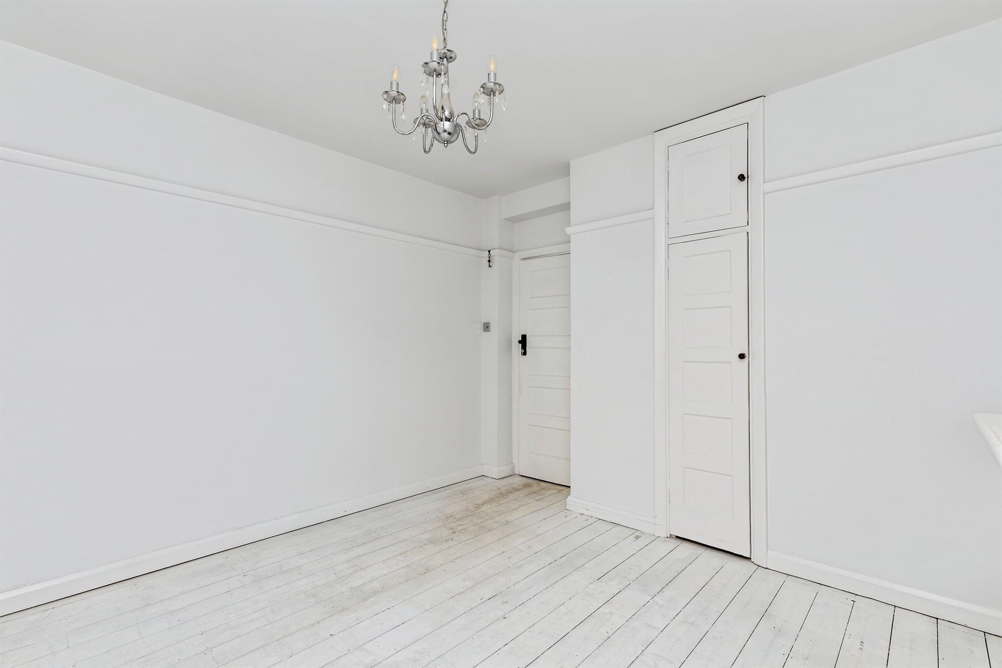 Property at Bishopric Court, Horsham