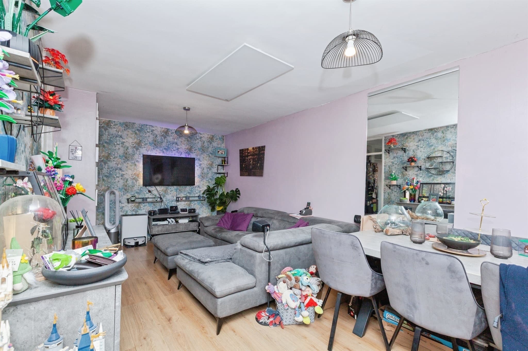 Property at Hatherleigh Road, Leicester
