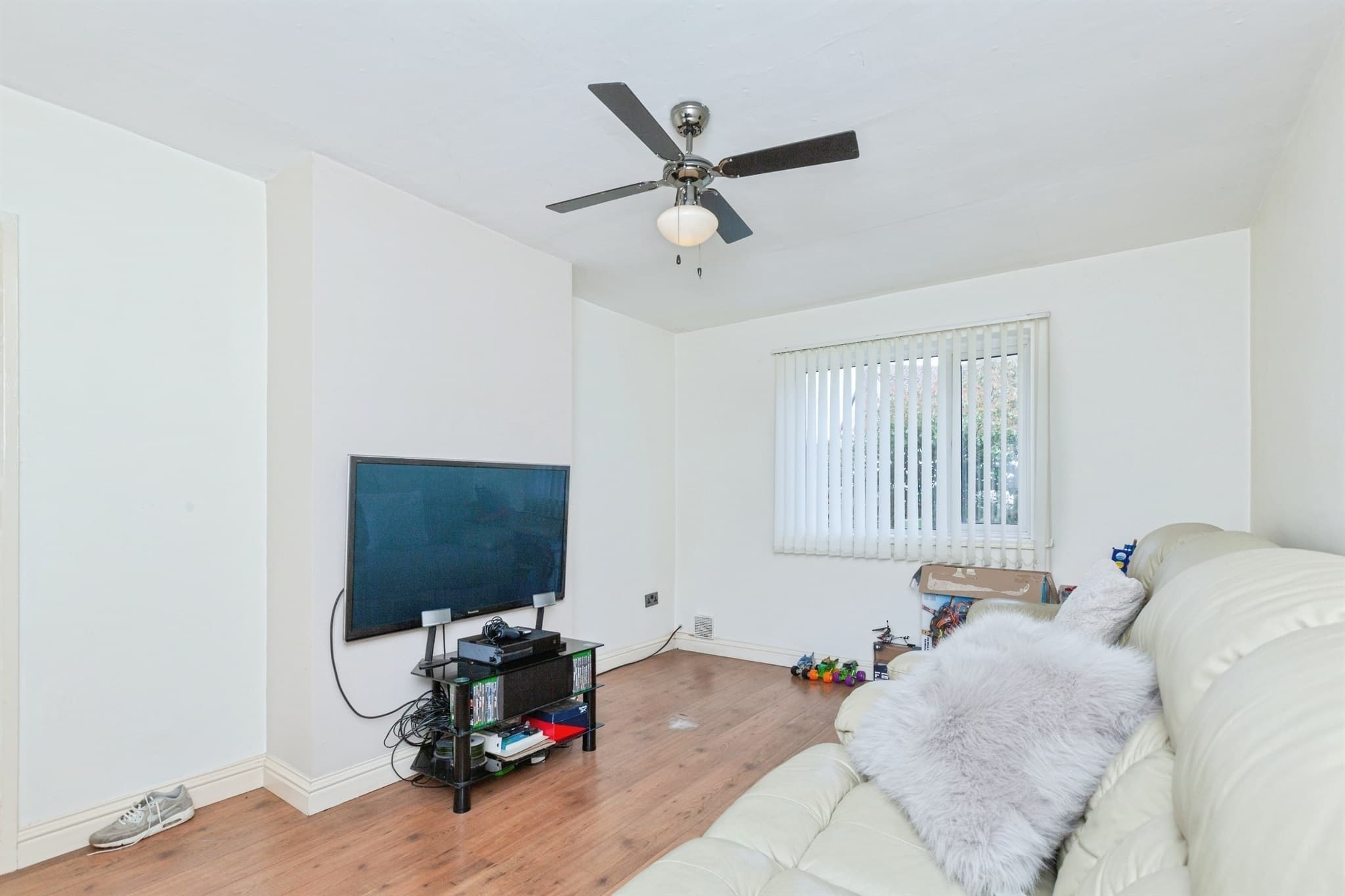 Property at Lady Leys, Cosby, Leicester