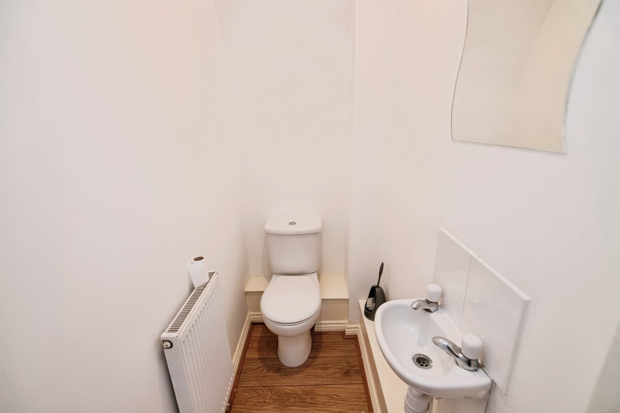 Property at Farm End Close, West Bromwich