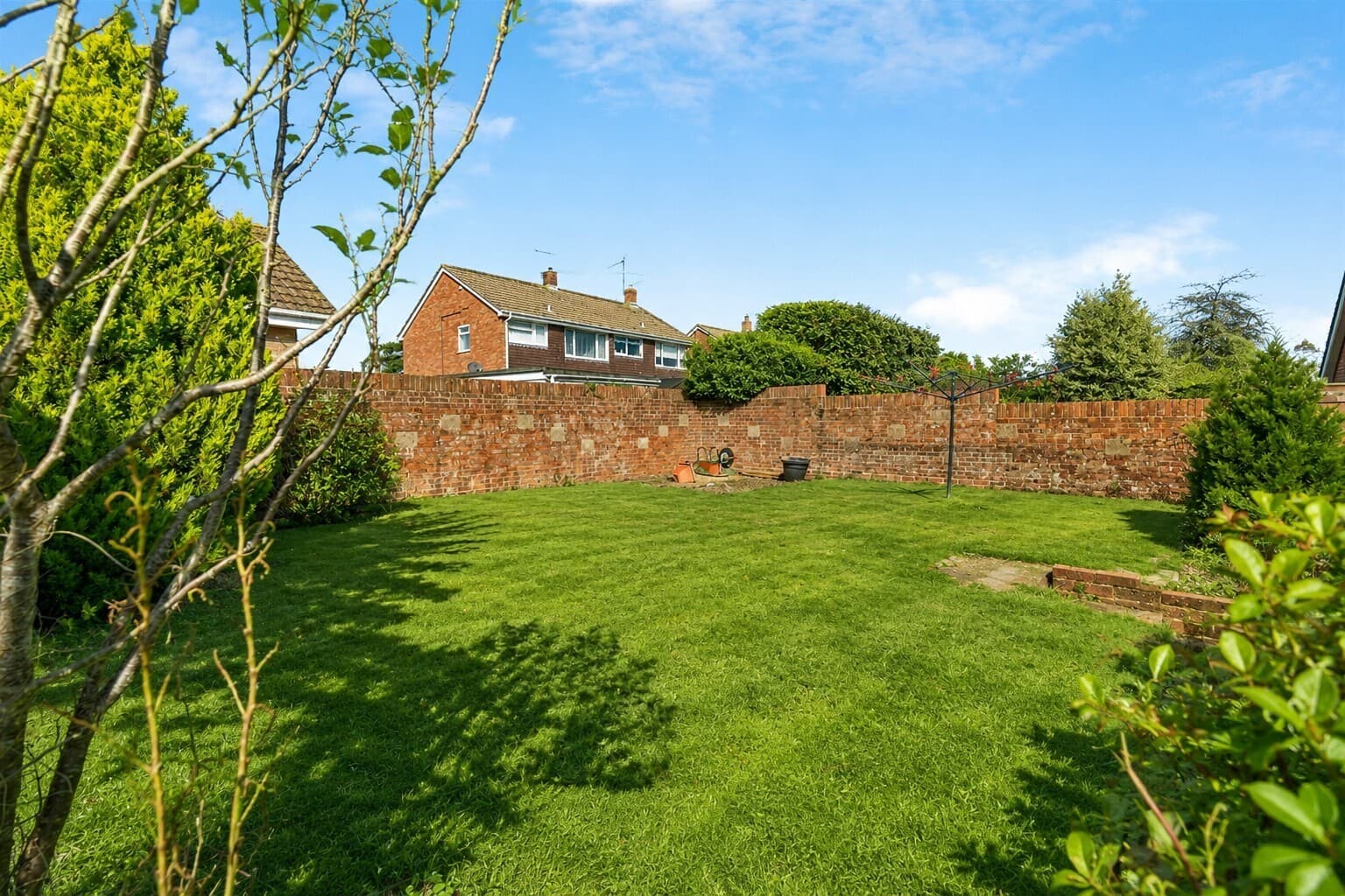 Property at Crescent Road, North Baddesley, Southampton