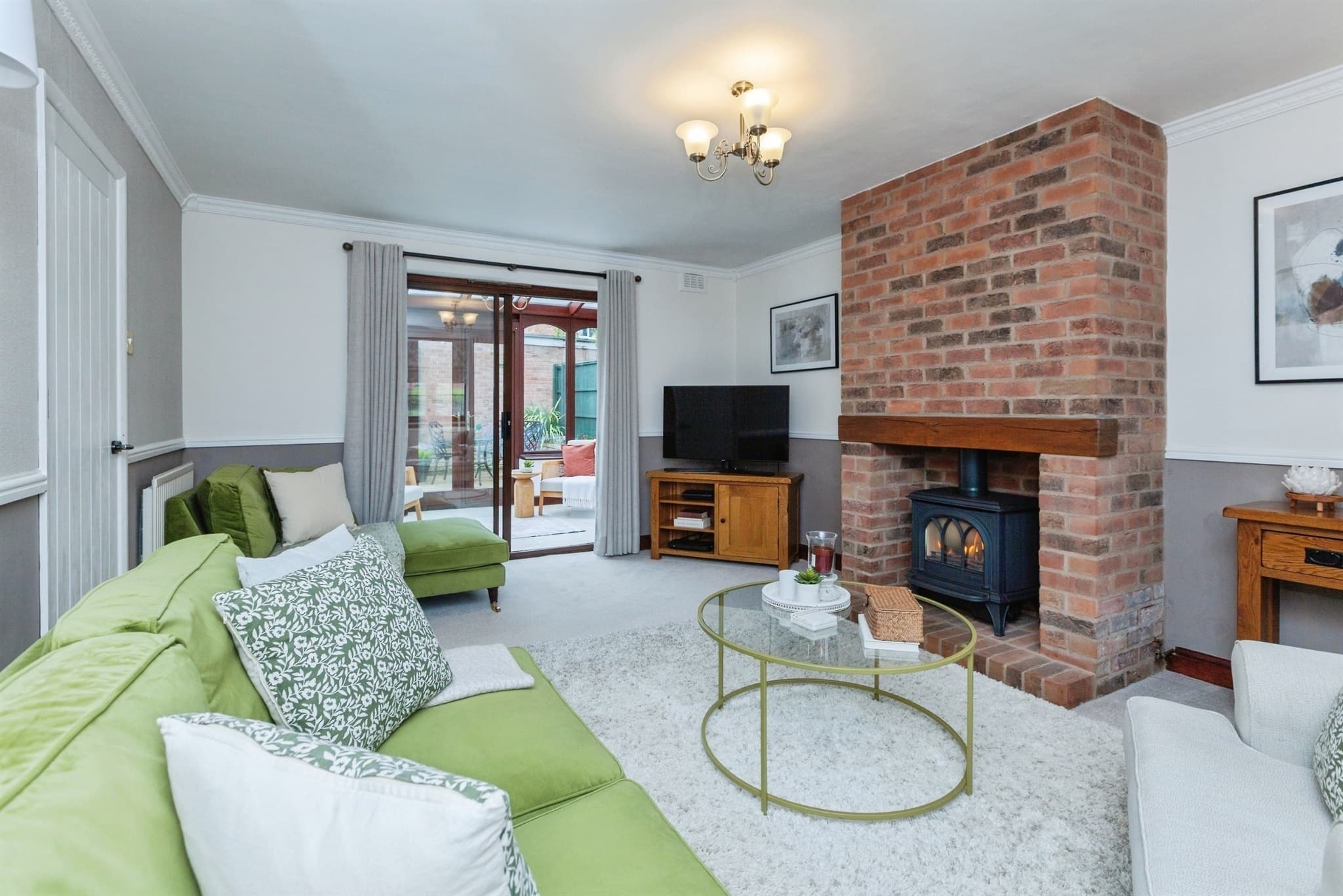 Property at Warwick Road, Whetstone, Leicester