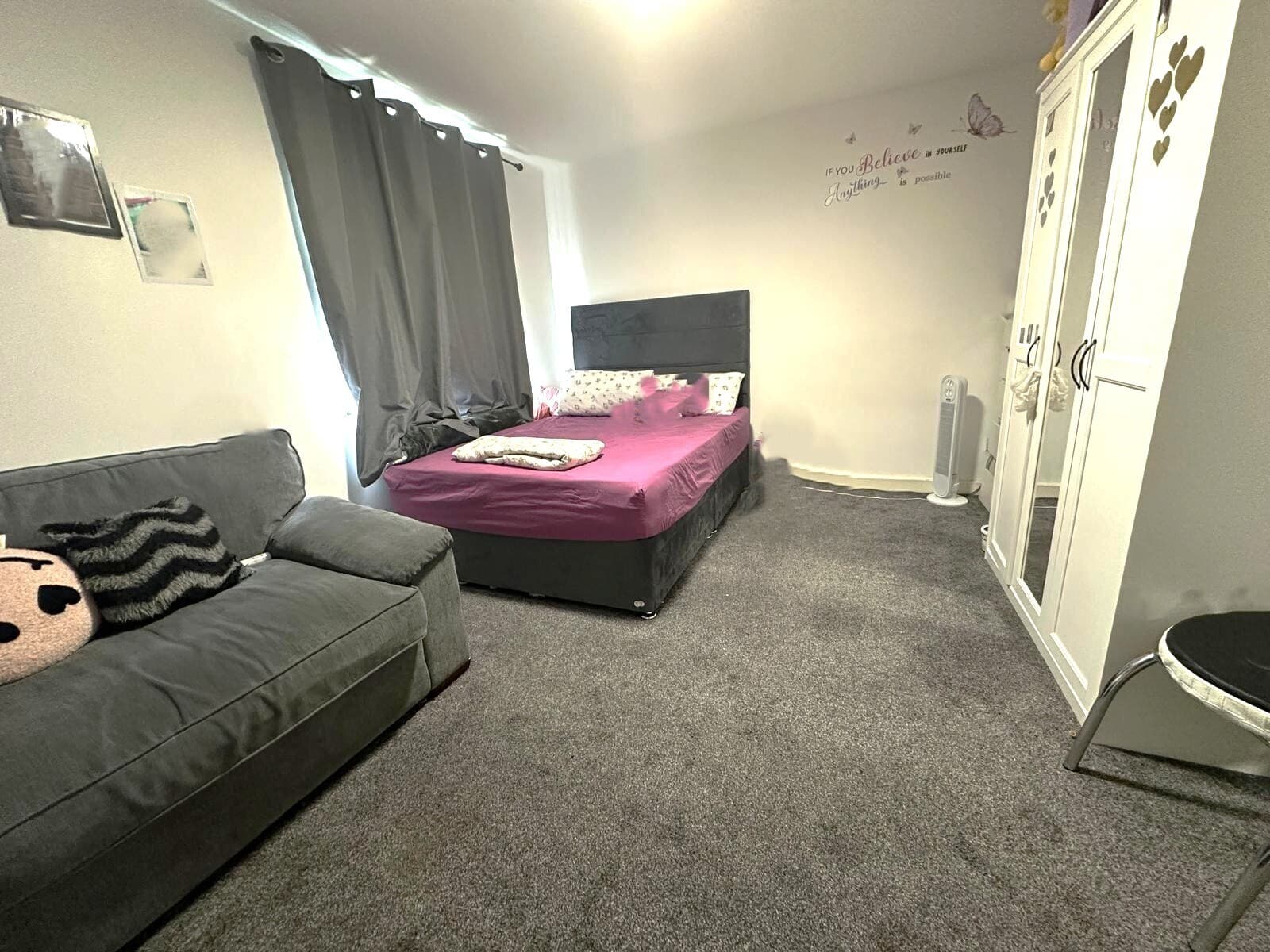 Property at Glazier Drive, Neath Hill, Milton Keynes