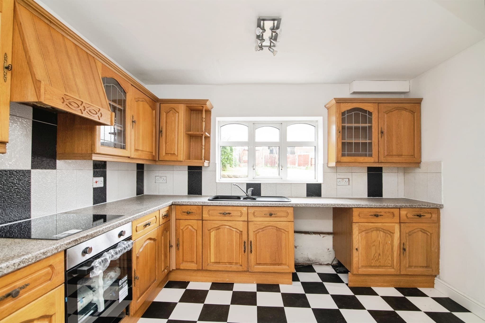 Property at Denbigh Drive, West Bromwich