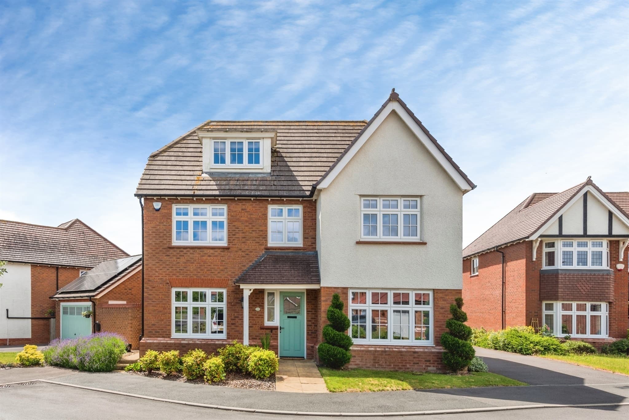 Property at Jade Close, Swindon