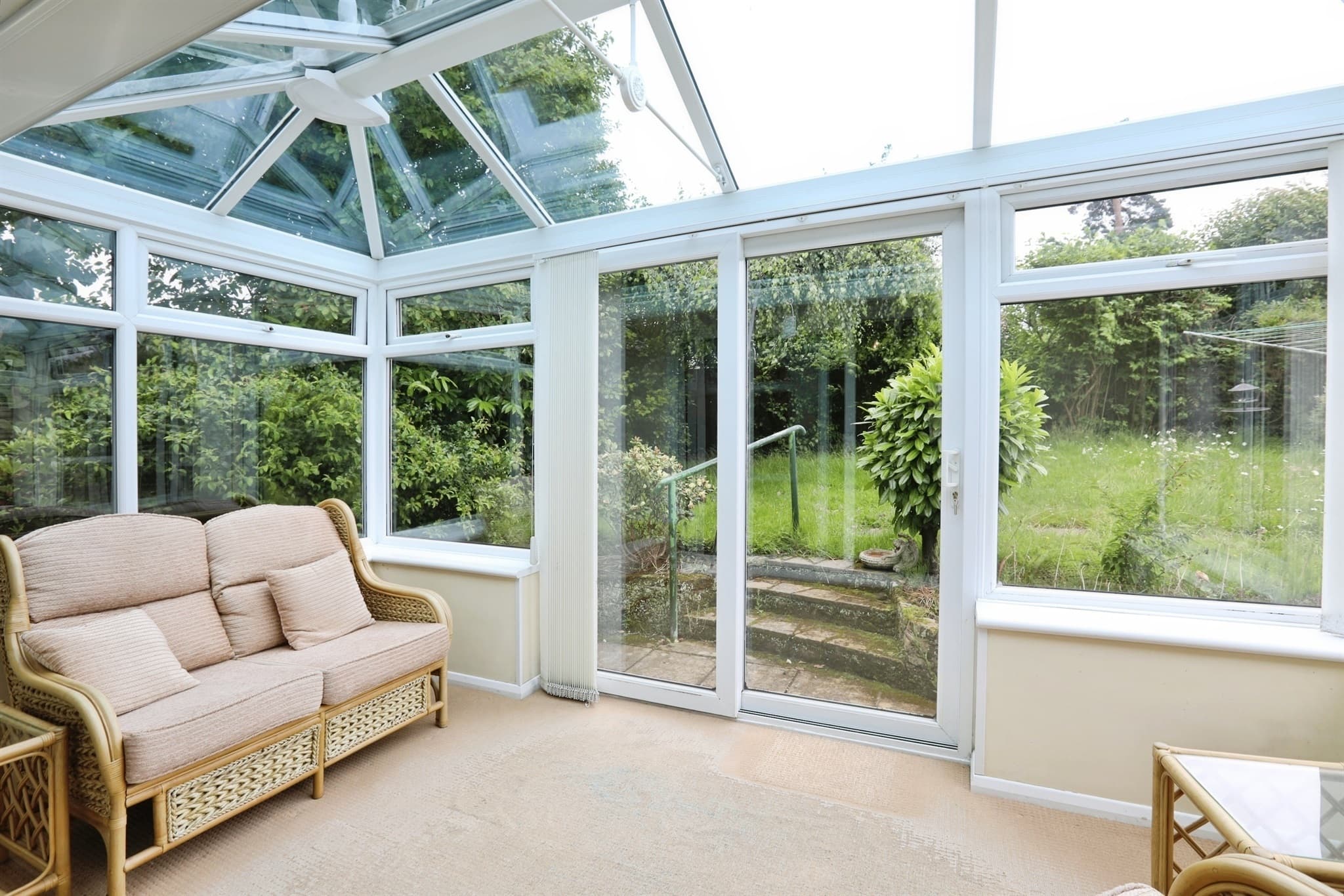 Property at Stoneleigh Close, East Grinstead