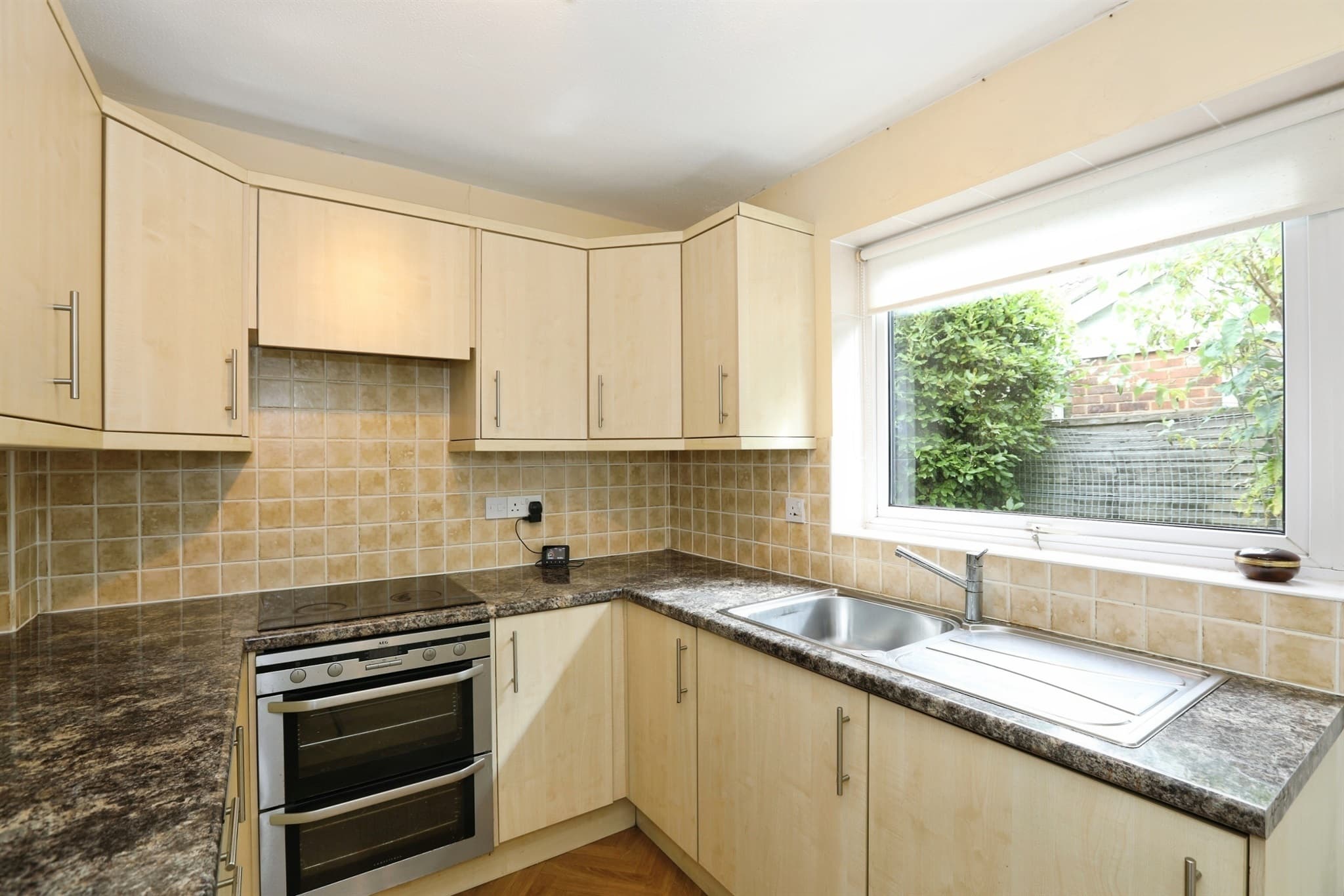 Property at Stoneleigh Close, East Grinstead