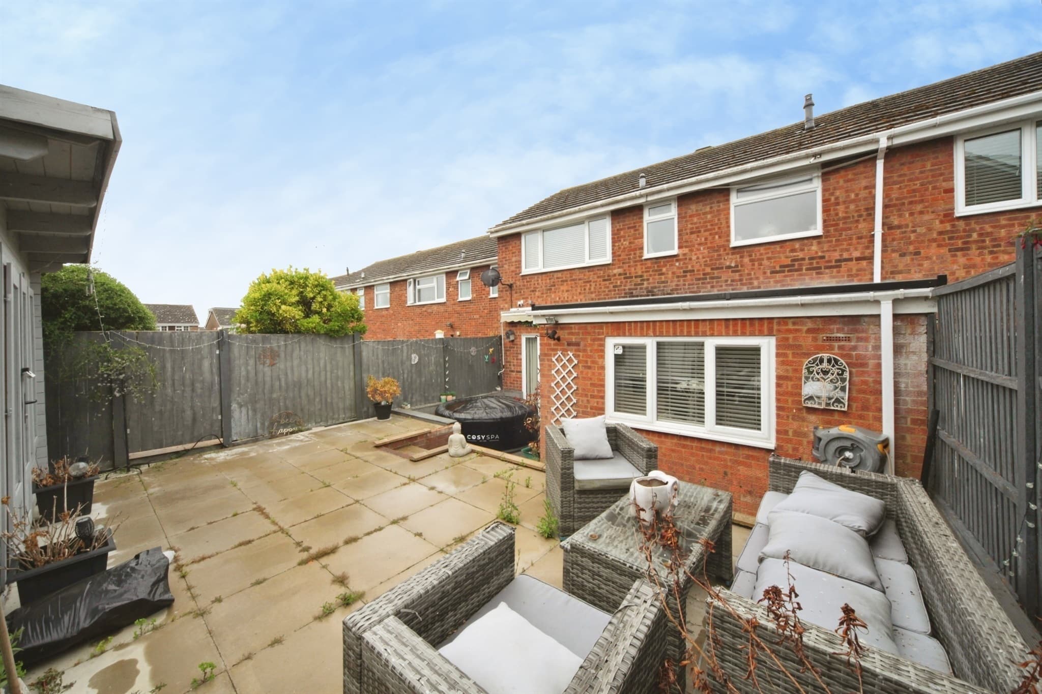 Property at Englands Avenue, Dunstable