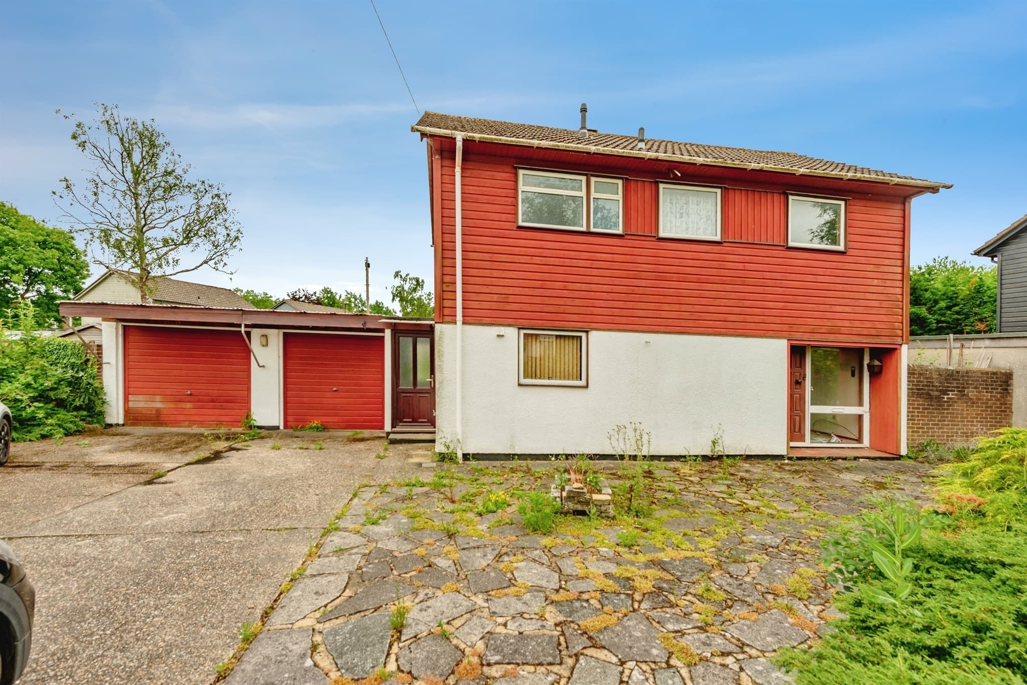 Property at Tushmore Lane, Crawley
