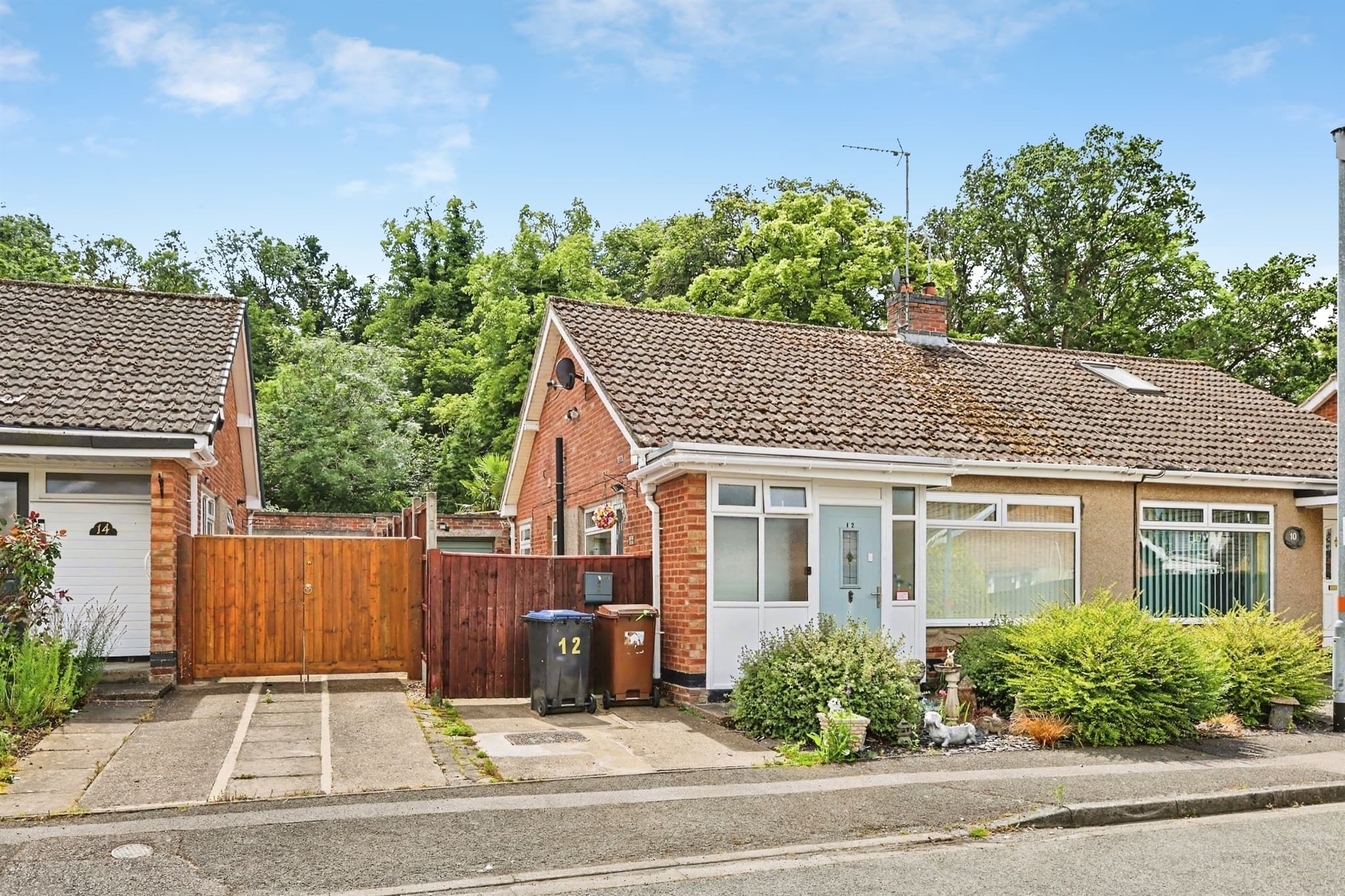 Property at Oakham Close, Northampton