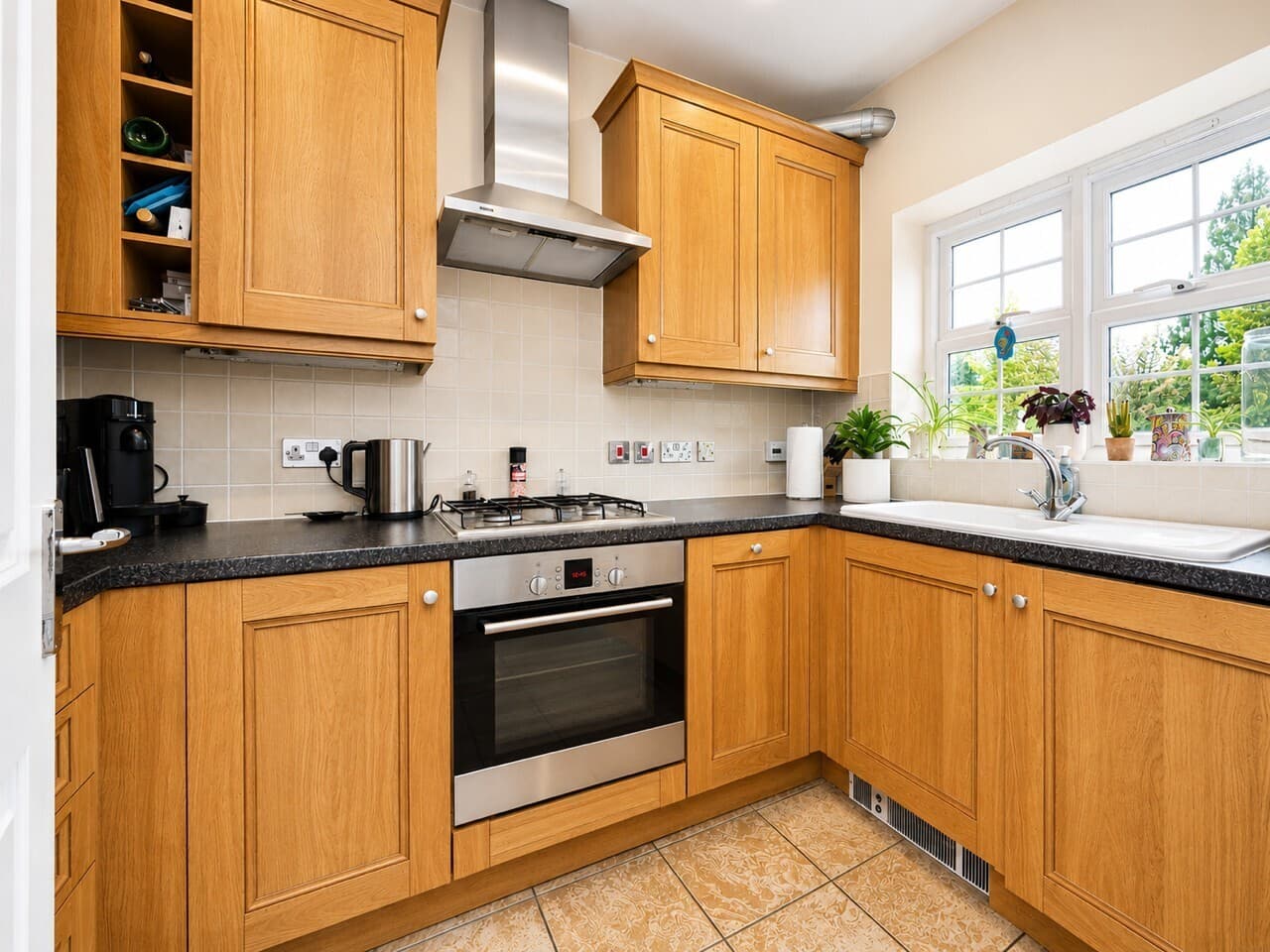 Property at Beningfield Drive, London Colney, St. Albans