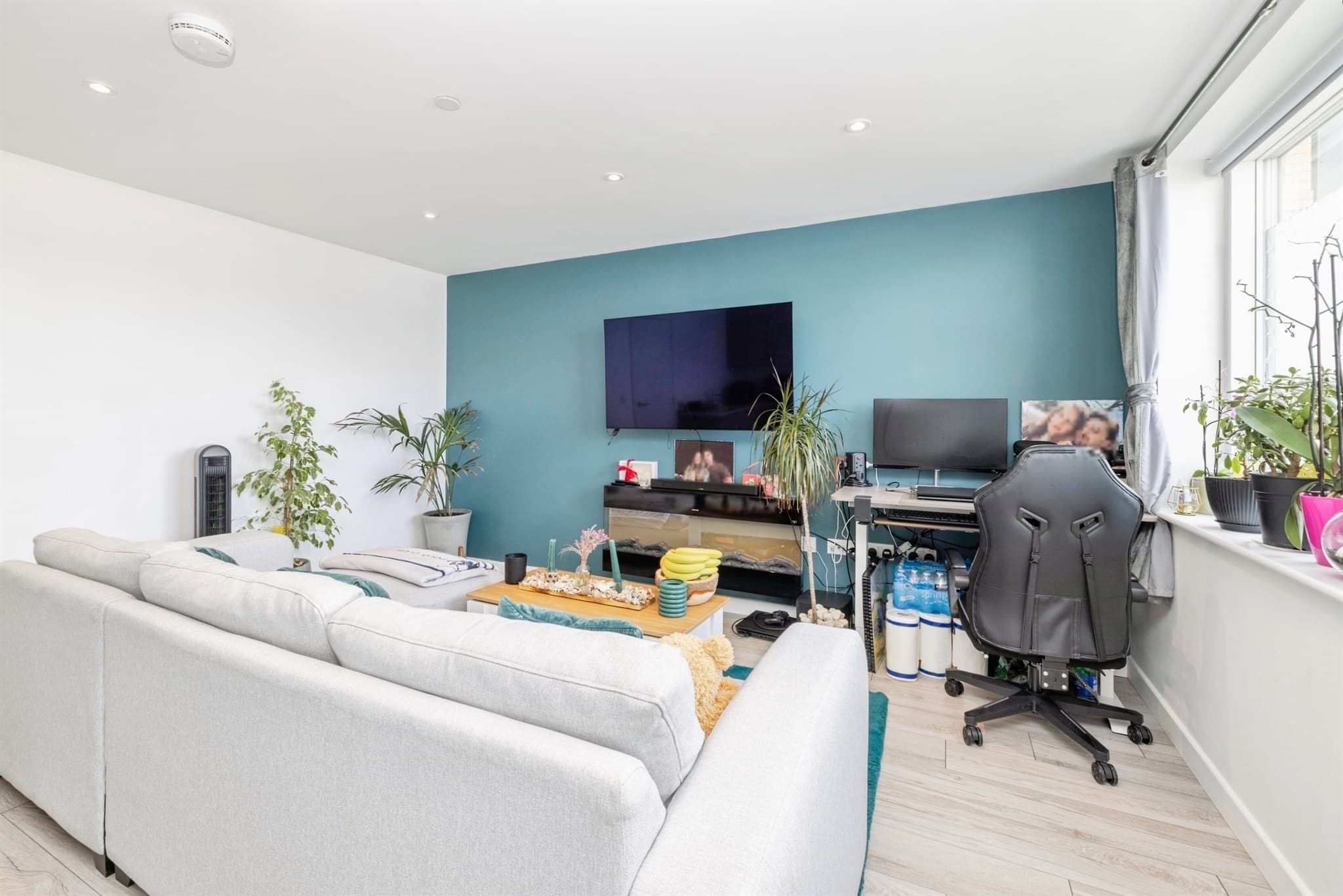 Property at Epsom Road, Watford
